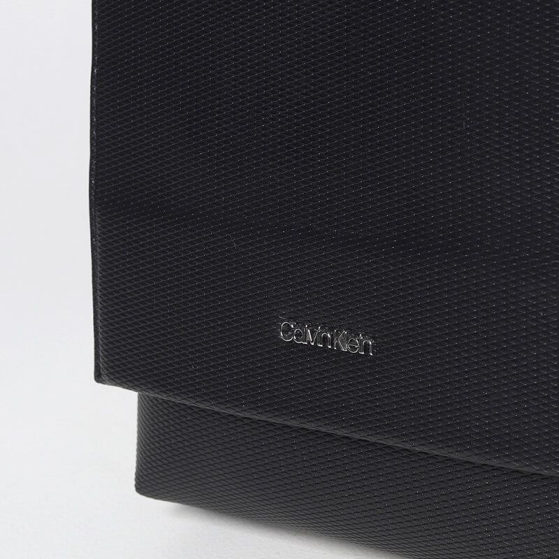 Мъжка чанта Men’s crossbody bag Calvin Klein K50K509000 Black logo view