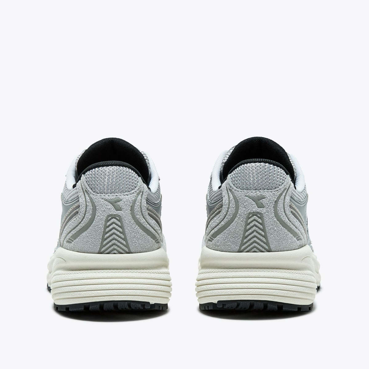 Мъжки маратонки Diadora Mythos Star Men Sneakers 501.181239 75042 Heel View