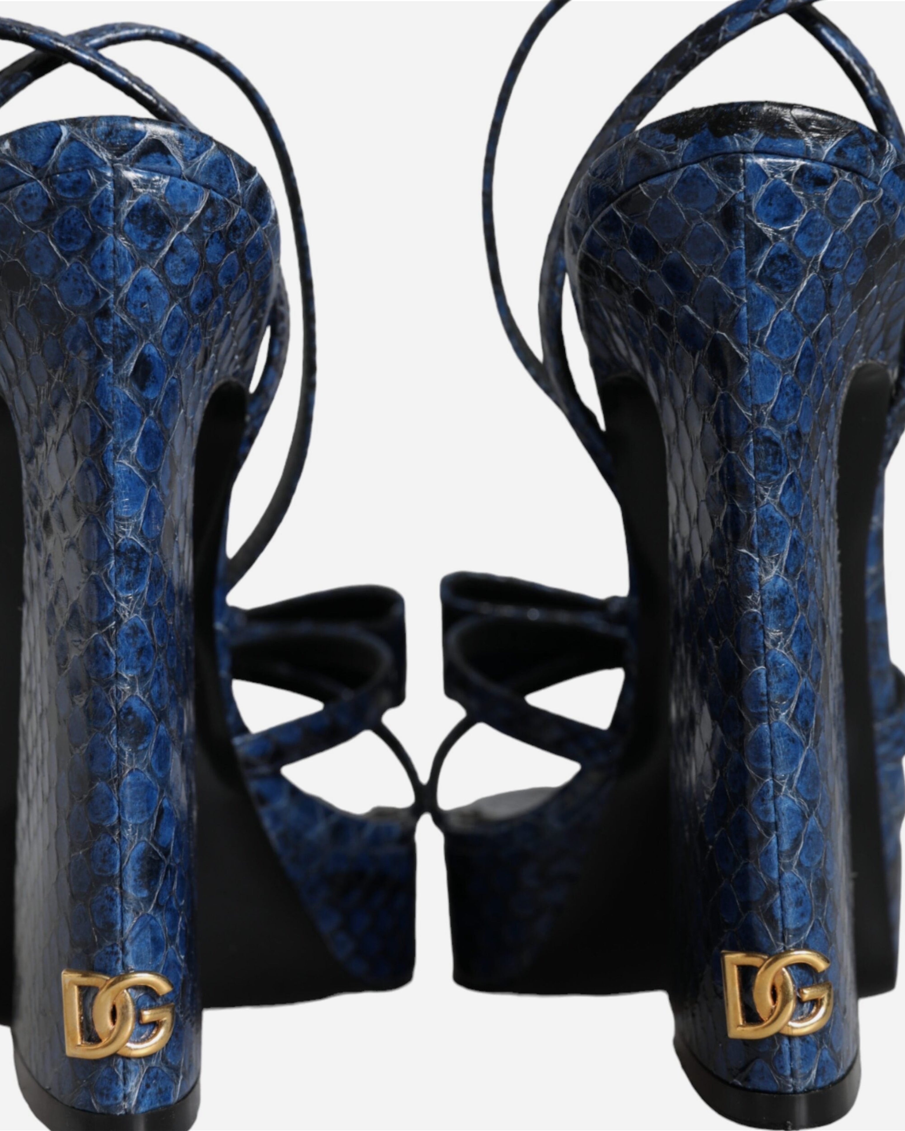 Дамски луксозни сини сандали на висок ток от кожа на питон DOLCE & GABBANA
Women’s Luxury Blue Python Leather Heels Sandals