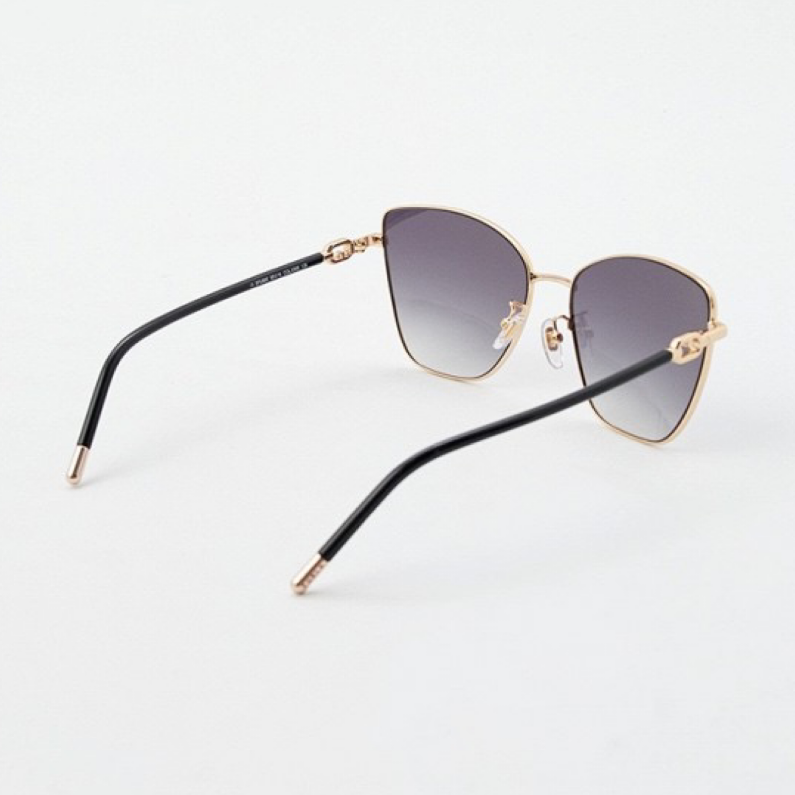 Дамски слънчеви очила Furla SFU692 0300 ORO Women Sunglasses Back View