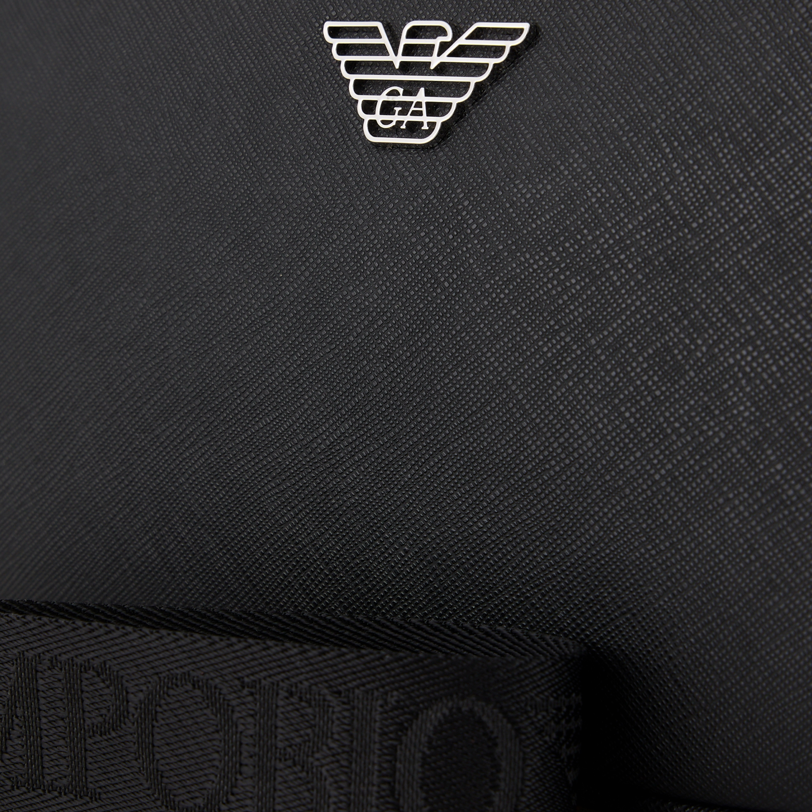 Мъжка клъч чанта Emporio Armani Y4R356 Y138E 81072 Close-Up