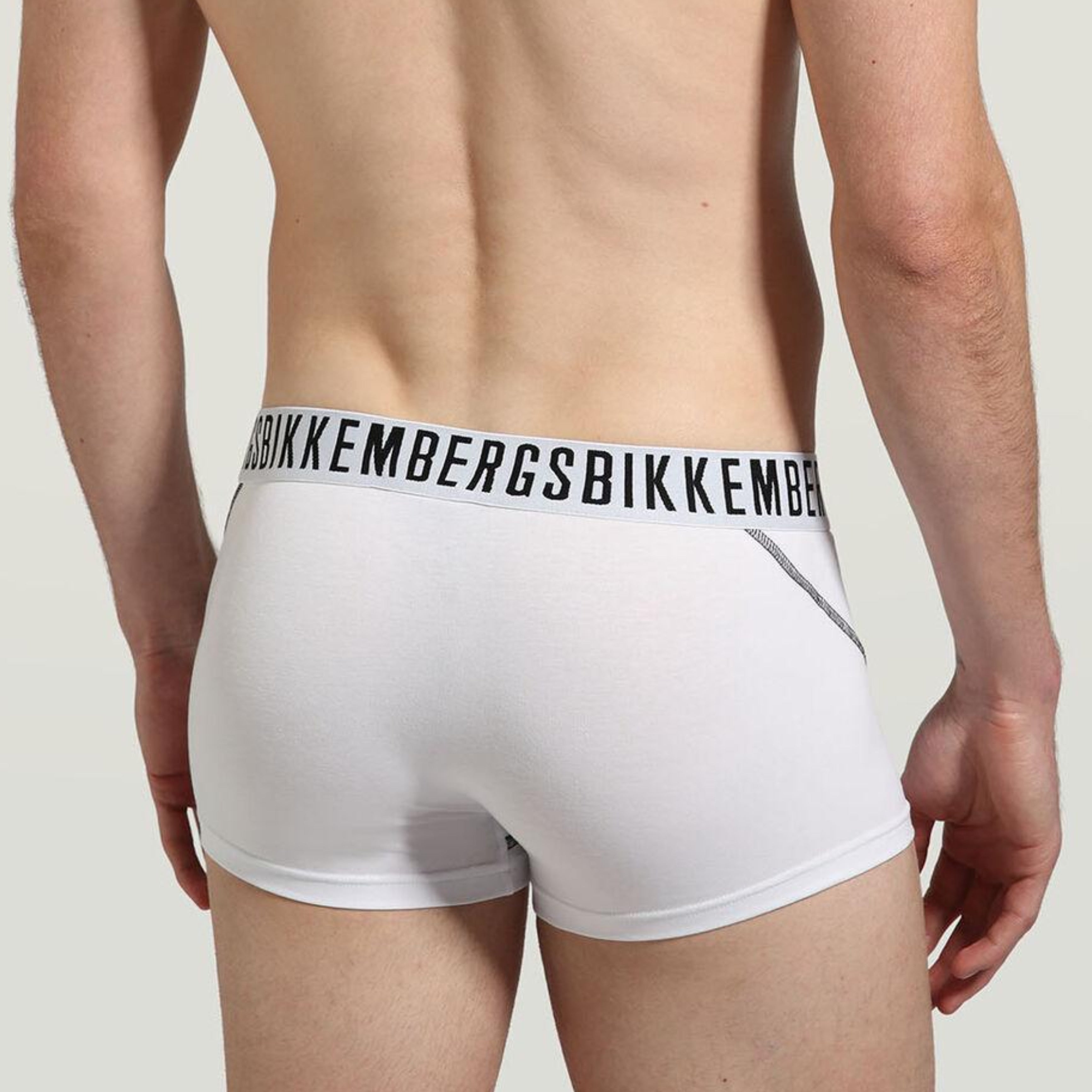 Мъжки боксерки 2 броя в кутия Bikkembergs BKK1UTR06BI в бяло