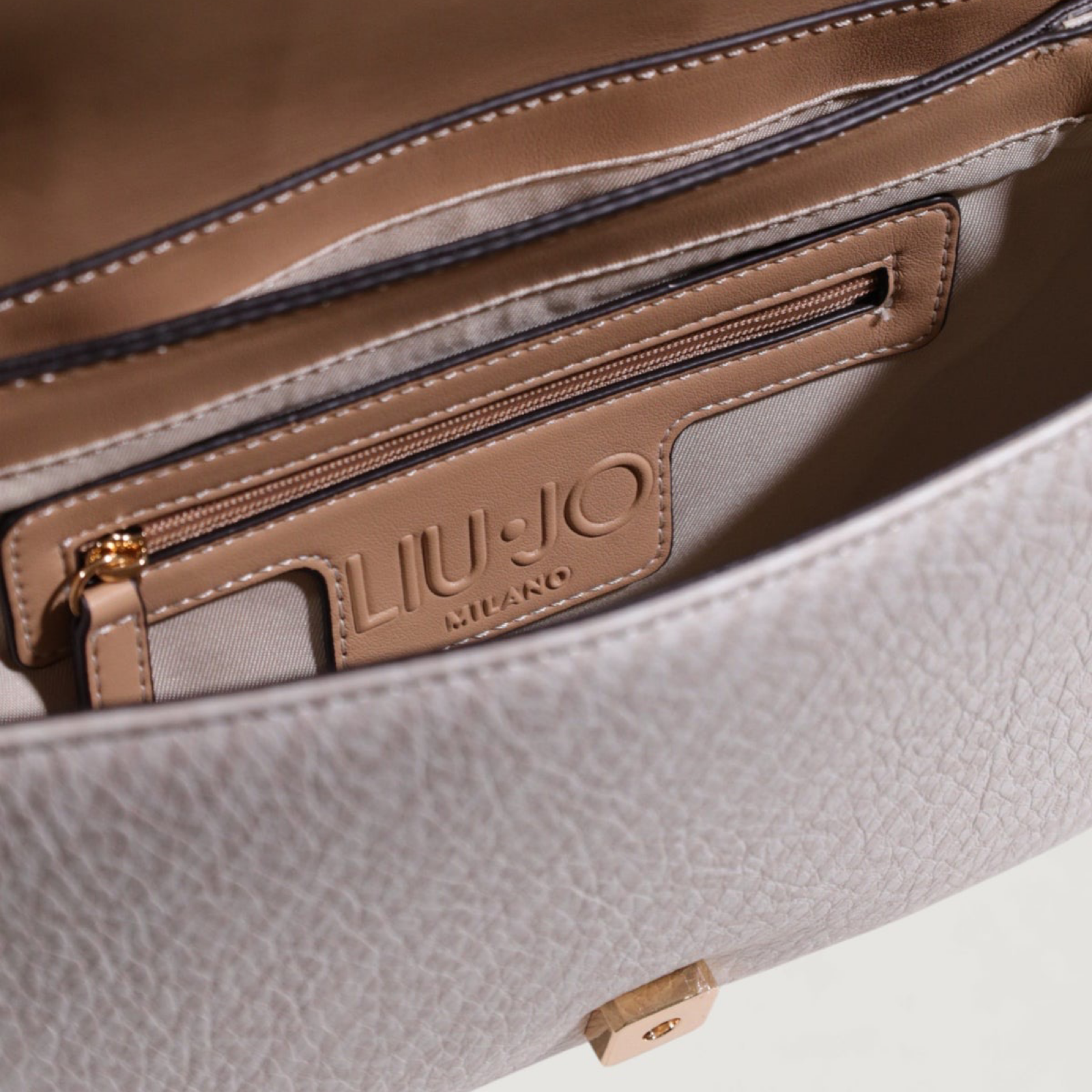 Дамска чанта Liu Jo Women Shoulder Bag AA6108 E1118 Inside View