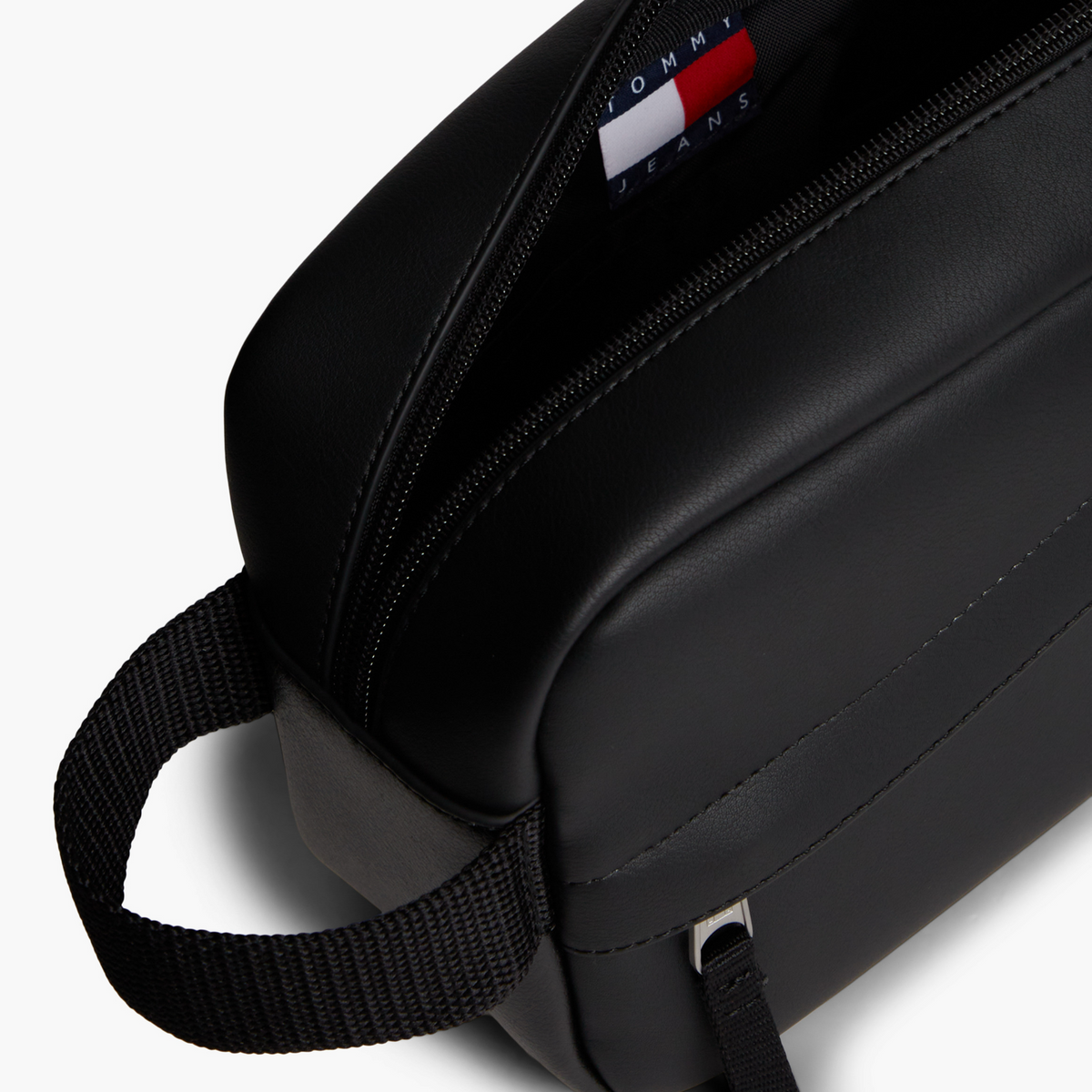Мъжка козметична чанта Tommy Hilfiger Men Cosmetic Bag AM0AM14634 BDS Inside View