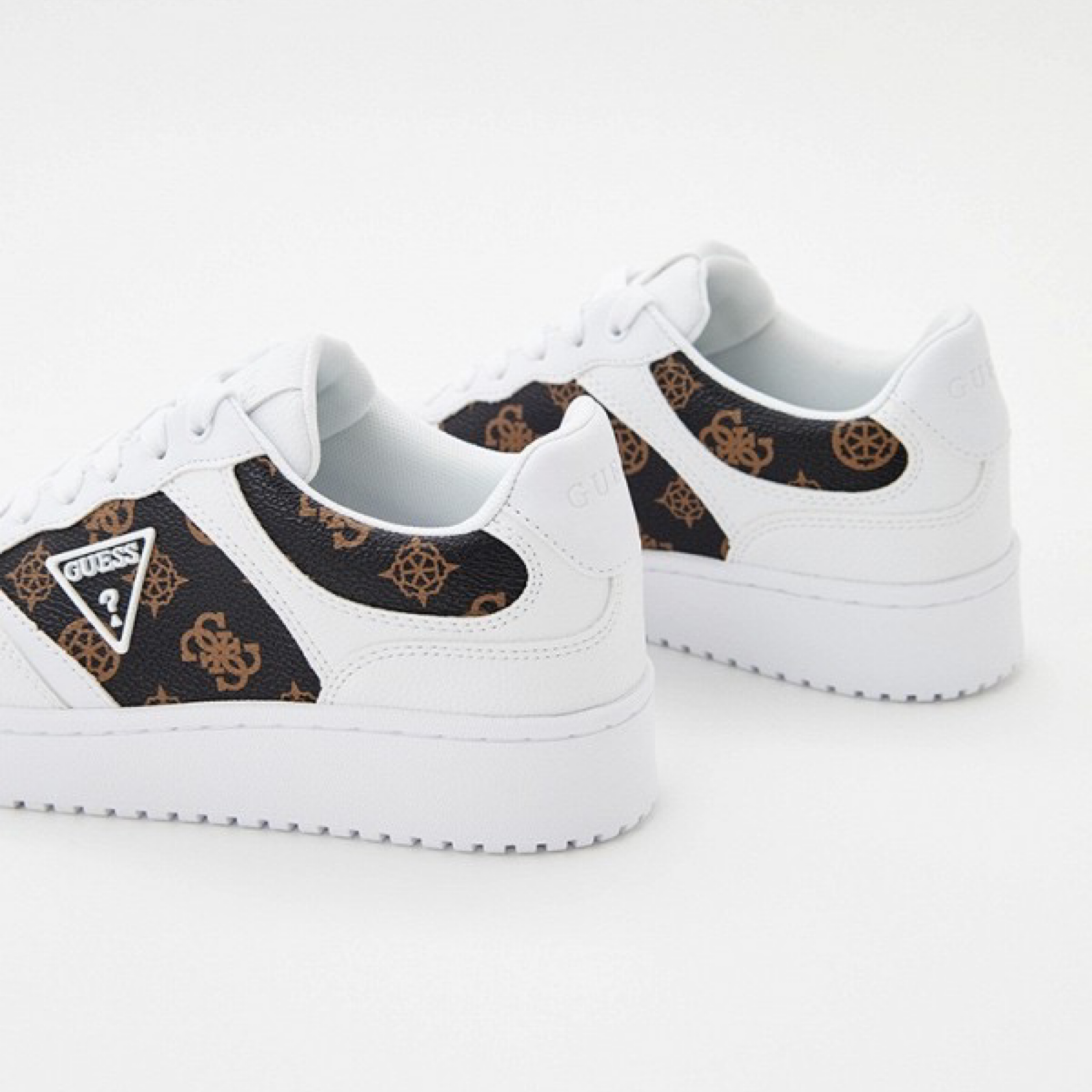 Дамски кецове Guess Women Sneakers FLPMI2 FAL12 WHIBR Heel View