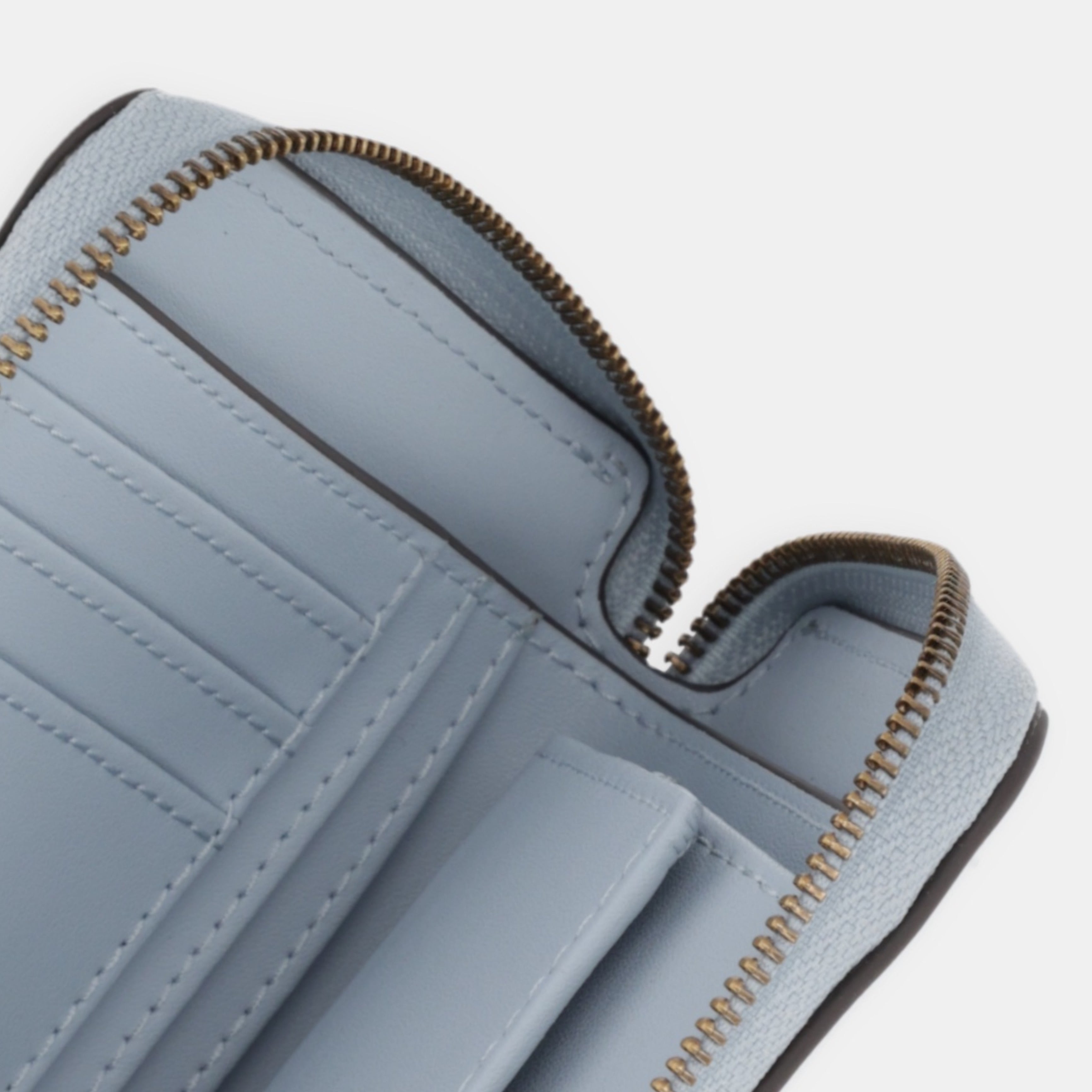 Дамско портмоне с цип Women’s wallet Pinko Light Blue 100249 A0F1 E37Q cropped inside view