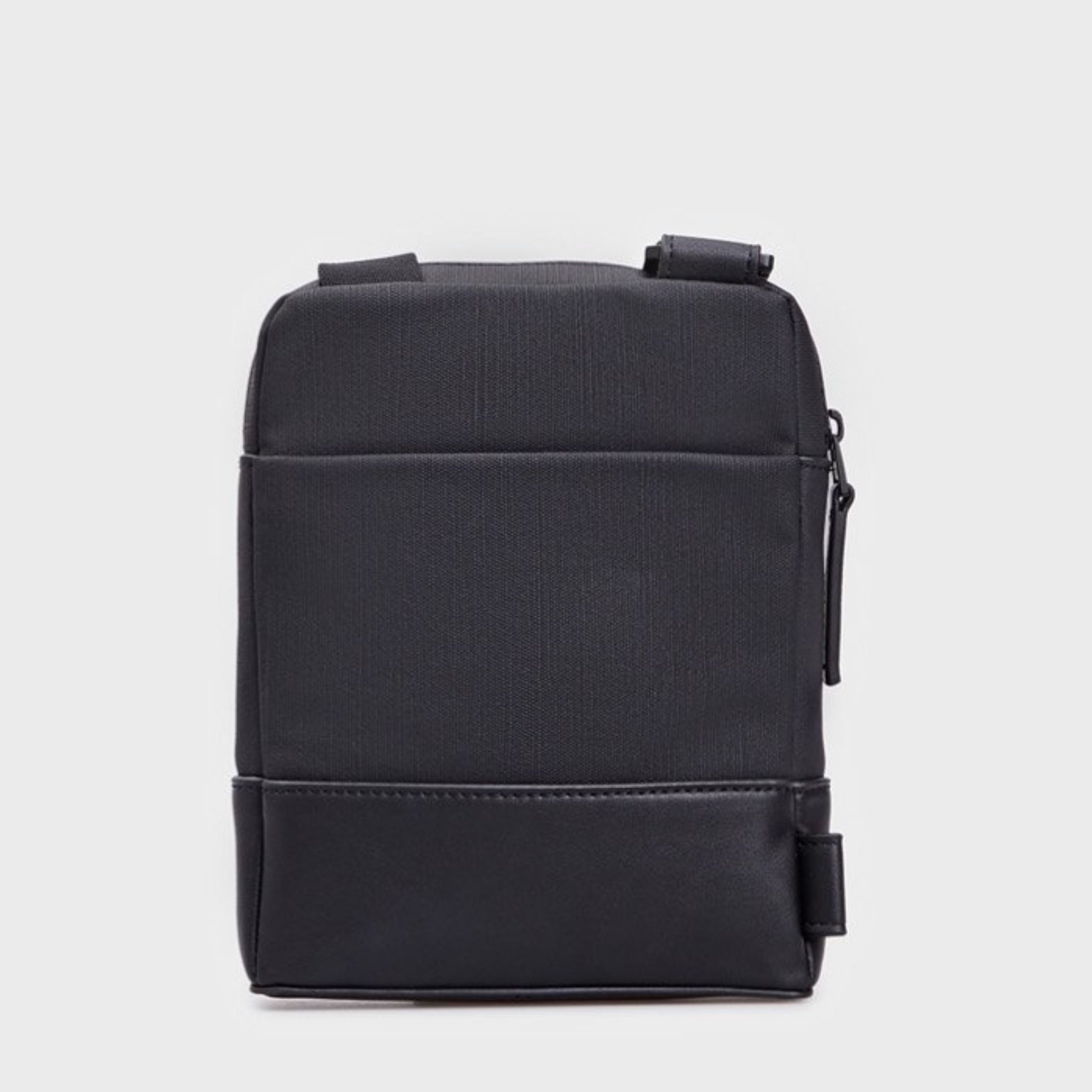 Мъжка чанта Men’s crossbody bag Calvin Klein K50K512516 Black back view