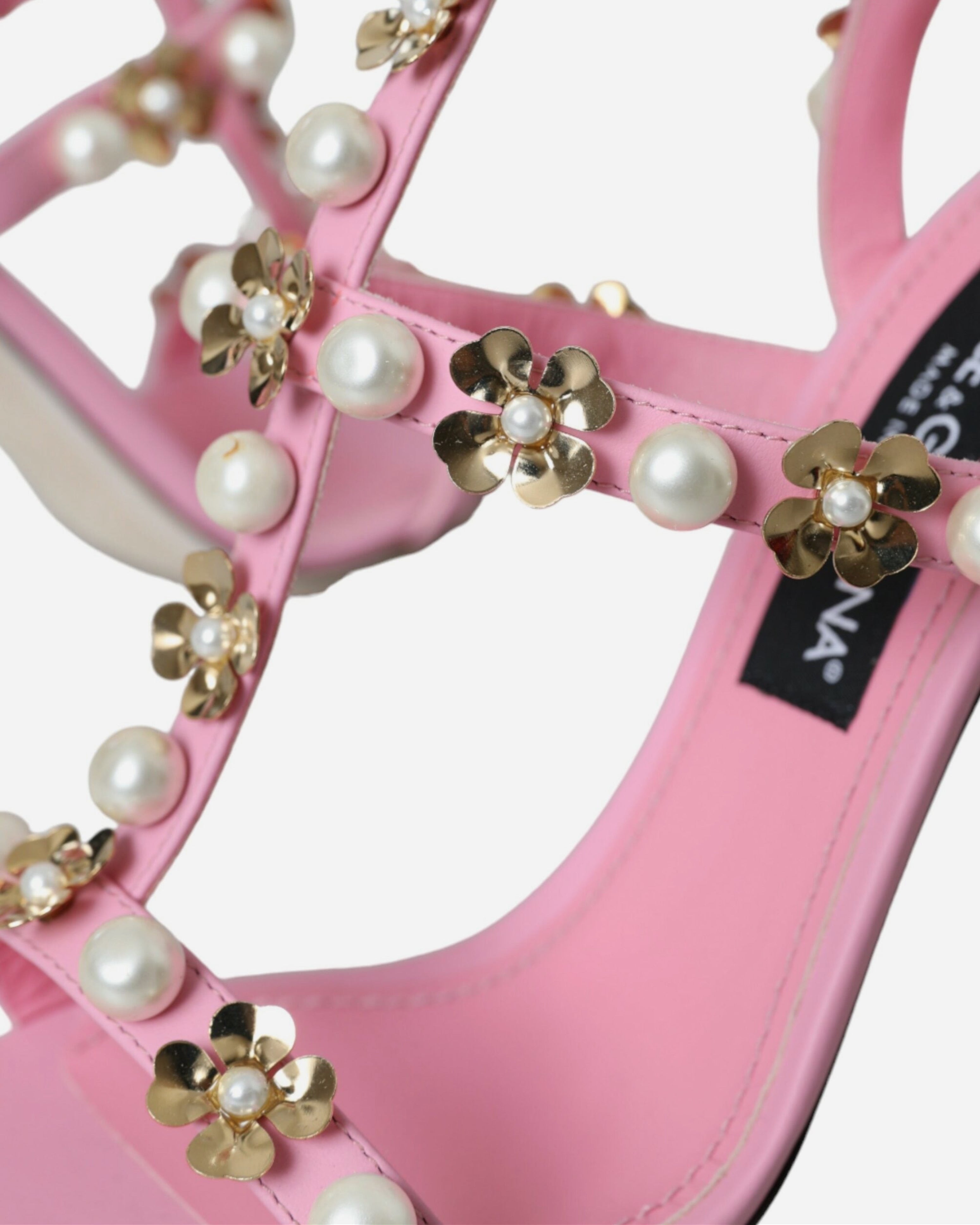 Дамски кожени сандали с перли в розово DOLCE & GABBANA
Women’s Pink Embellished Heels Sandals