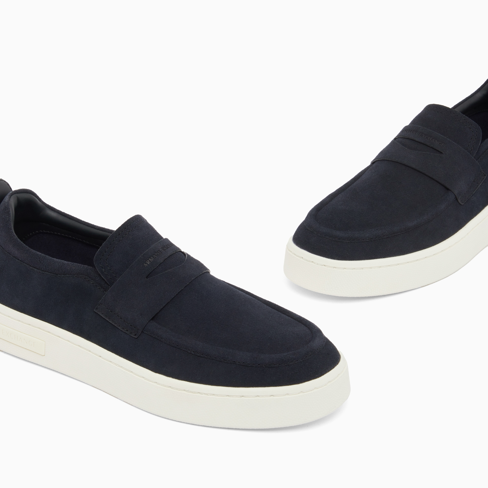 Мъжки мокасини Armani Exchange Men Loafers XM002632 AF19687 ZB004 Close-Up