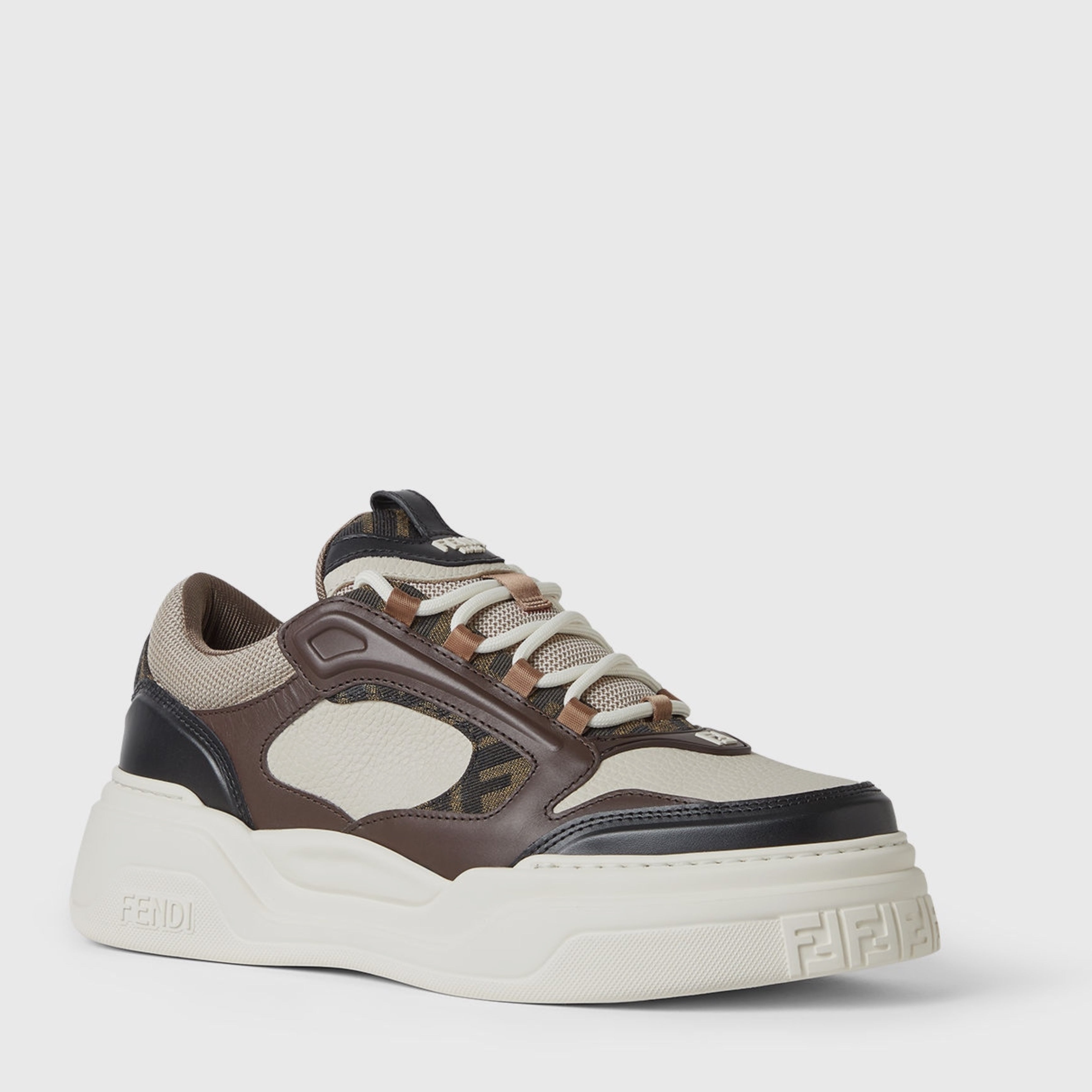 Мъжки кецове Men’s sneakers Fendi
7E1728AU20F1T29 angled view