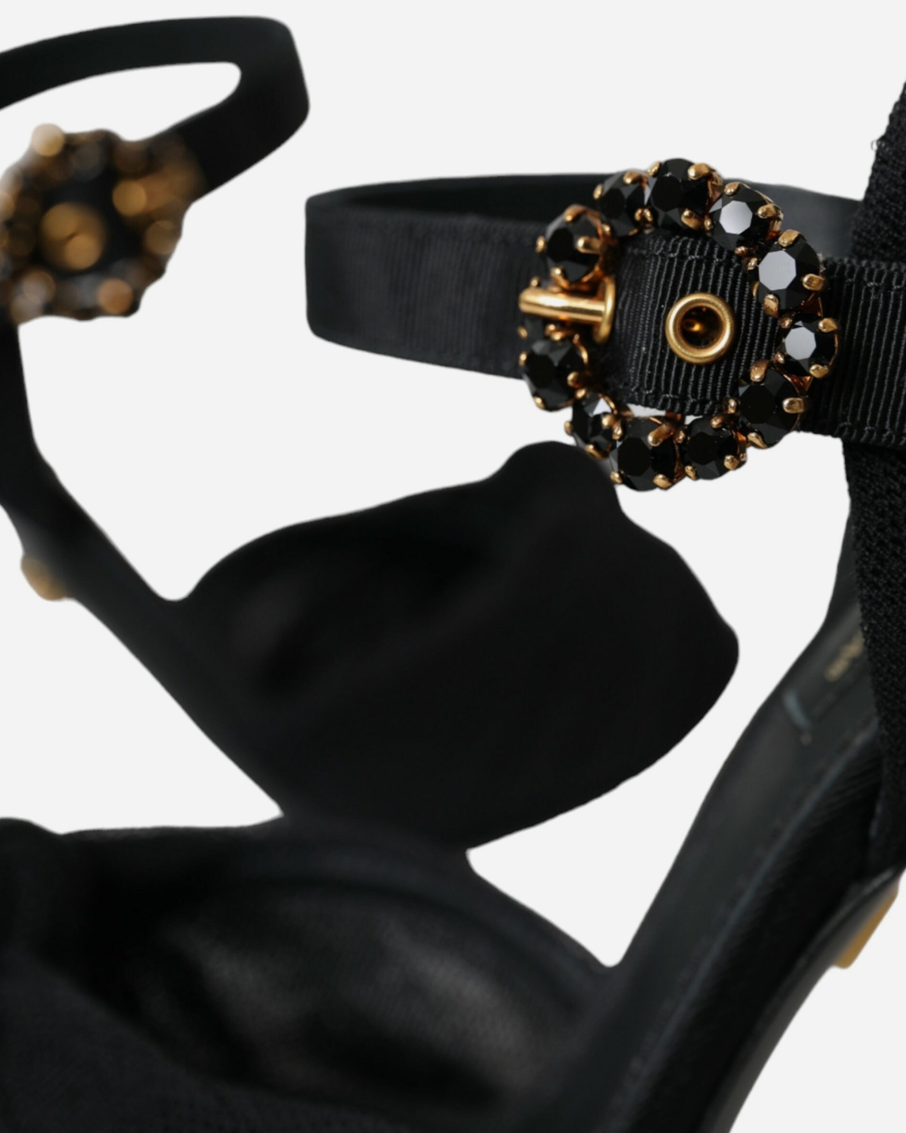 Дамски луксозни черни сандали на токчета DOLCE & GABBANA
Women’s Luxury Black Embelished Heels Sandals