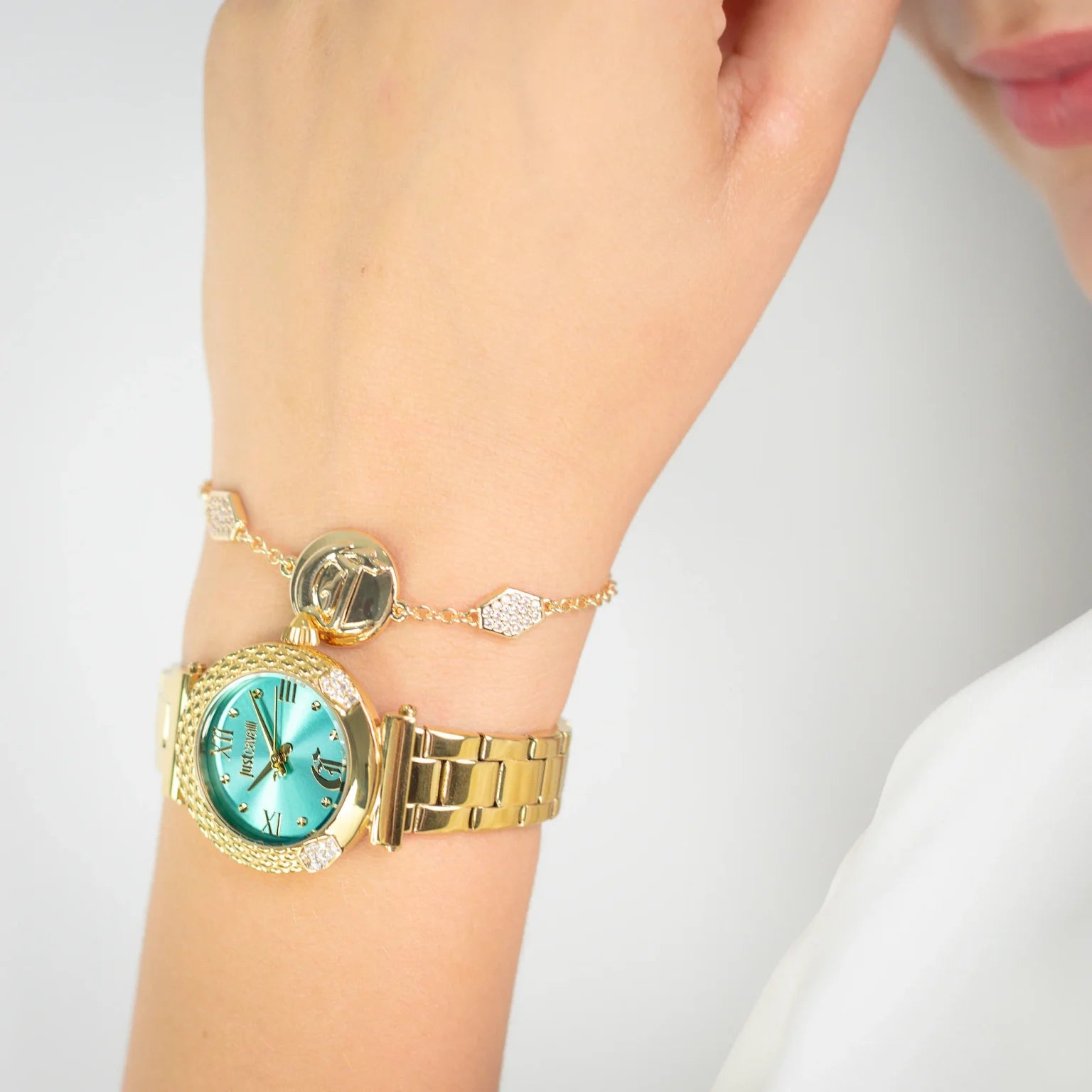 Комплект дамски часовник и гривна Women’s watch Just Cavalli SET Curiosa JC1L332M0065 Yellow Gold Turquoise