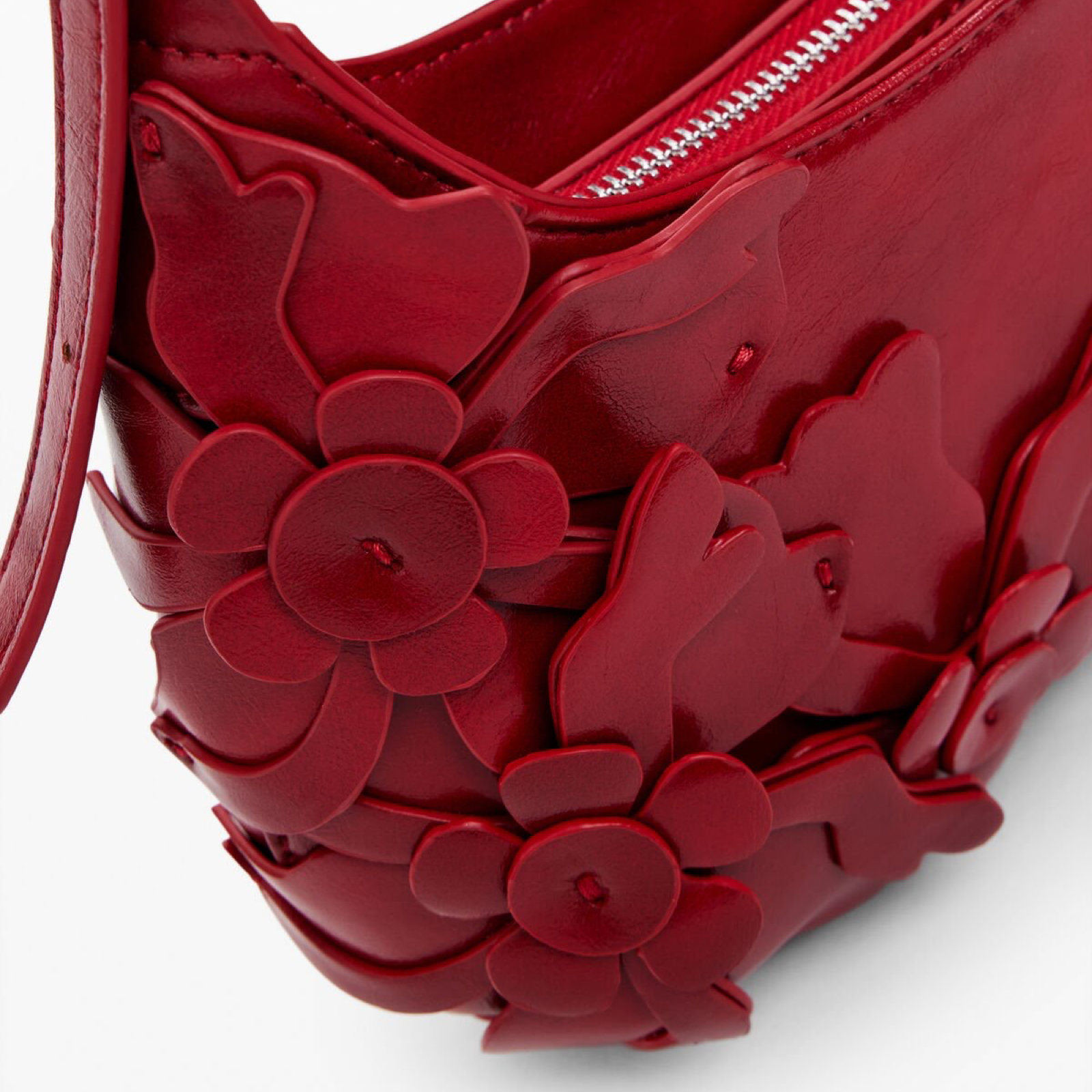 Дамска червена чанта Desigual Shoulder Bag 25WAXPC9 Close-Up