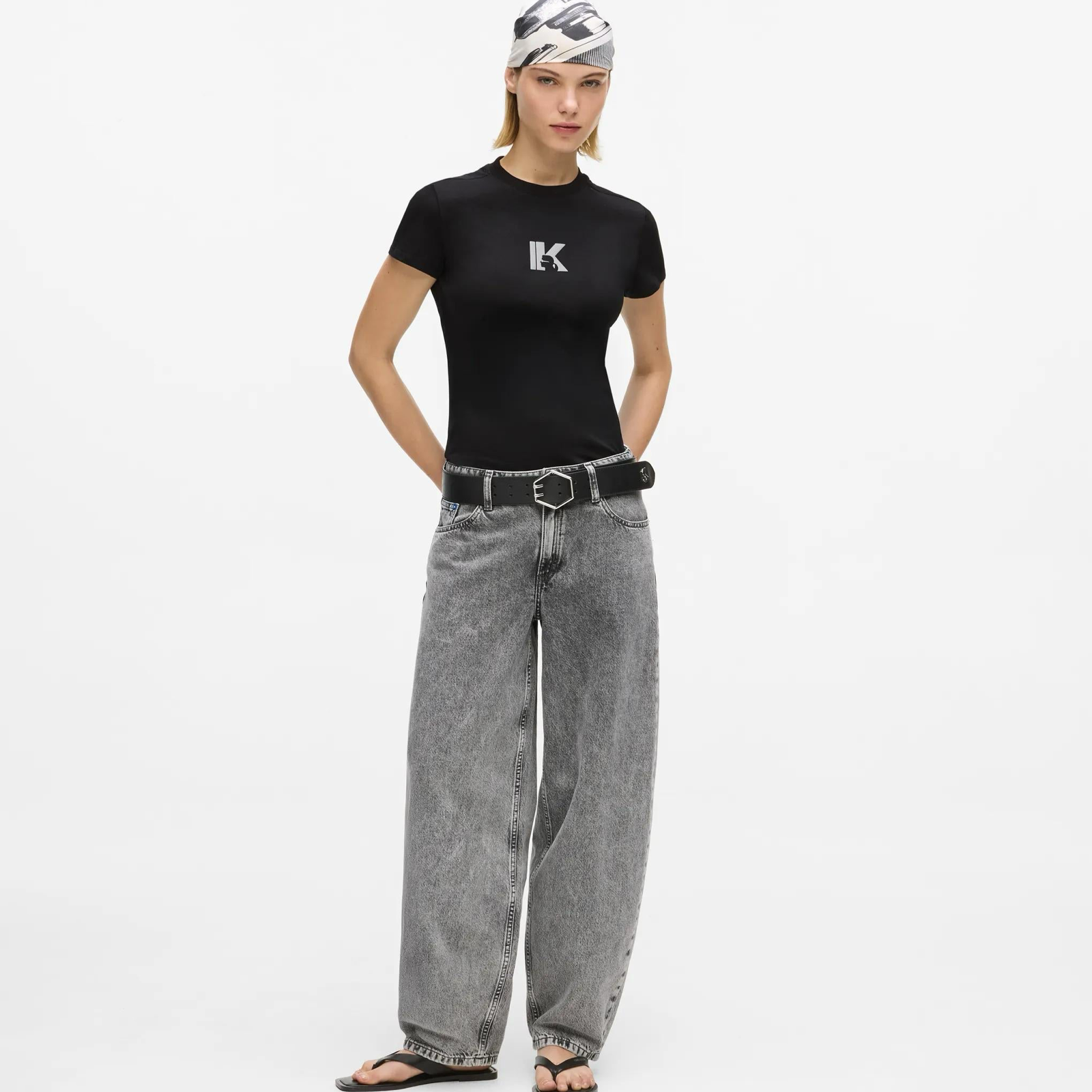 Дамска черна тениска Karl Lagerfeld Jeans Women T-shirt B2W17064 999 Front View