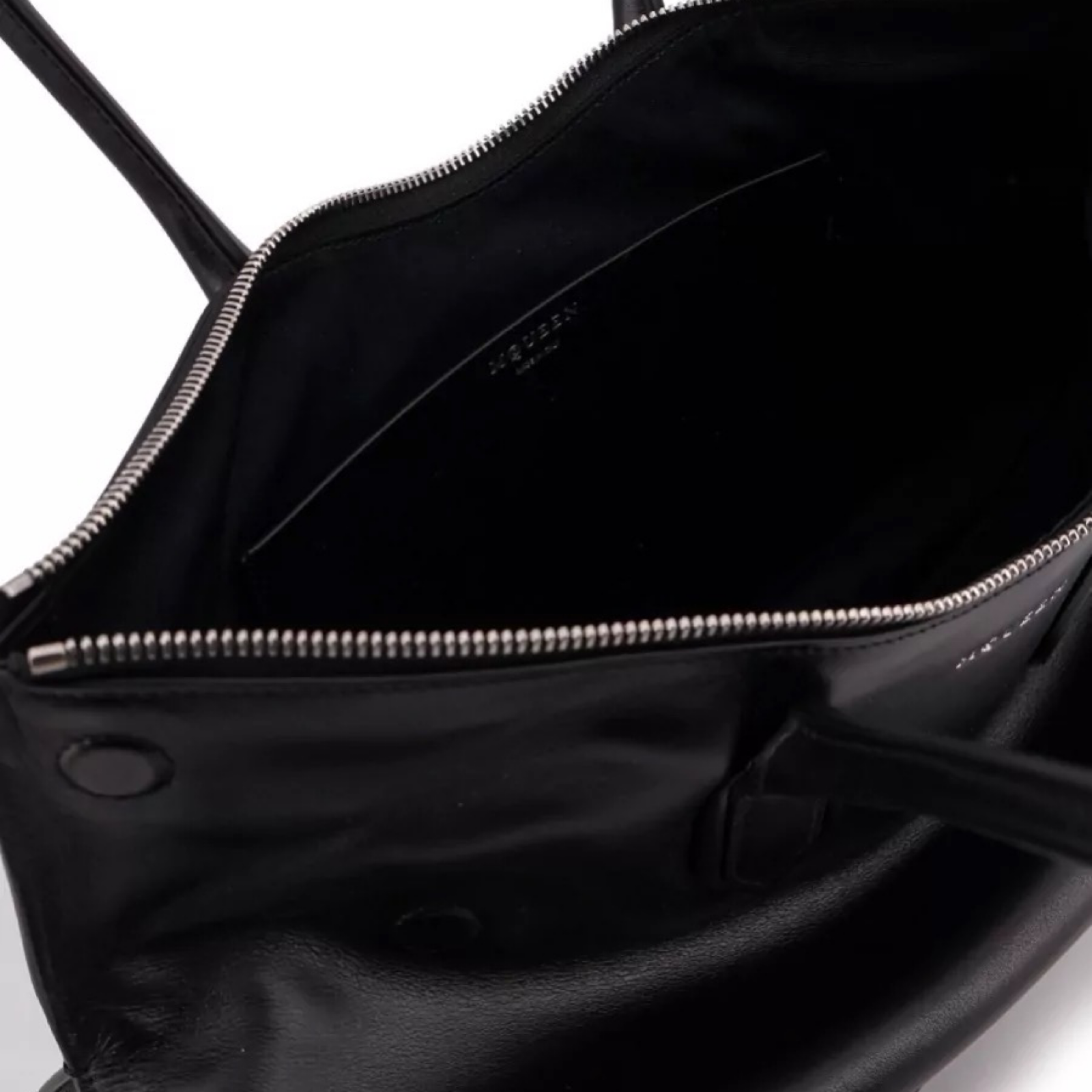 Дамска чанта Alexander McQueen Manta Leather Shoulder Bag 8559971VDXA1000 Close-Up