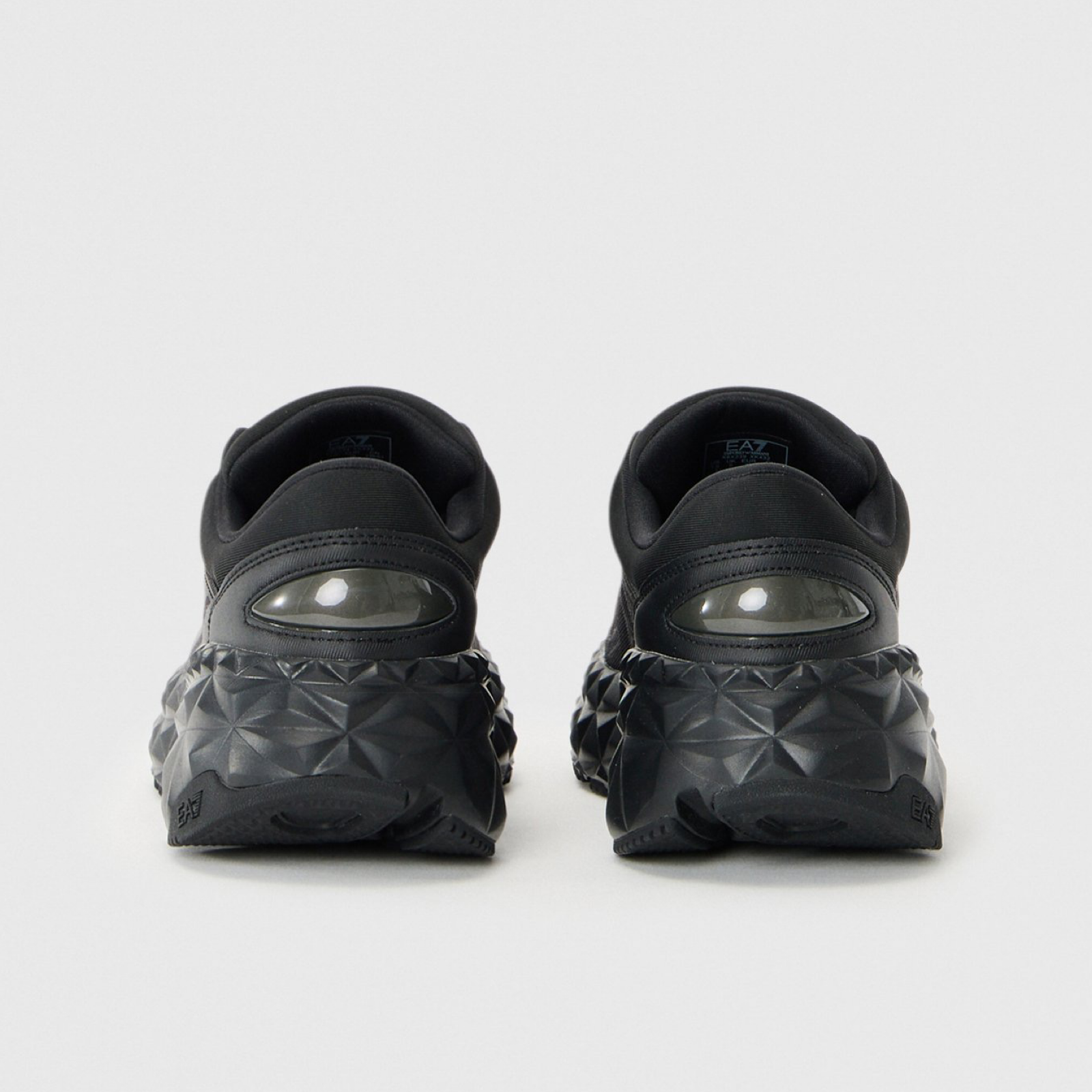 Мъжки маратонки Men’s sneakers EA7 Emporio Armani X8X239 XK432 MC269 Black heels view