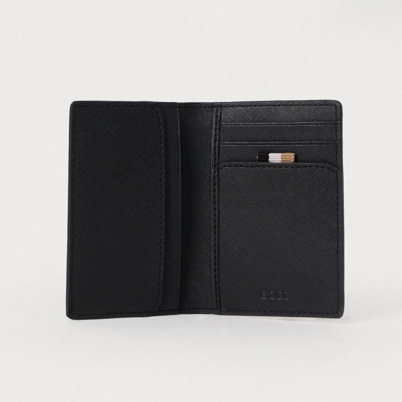 Мъжки портфейл Boss Men Wallet 50548808 001 Inside View