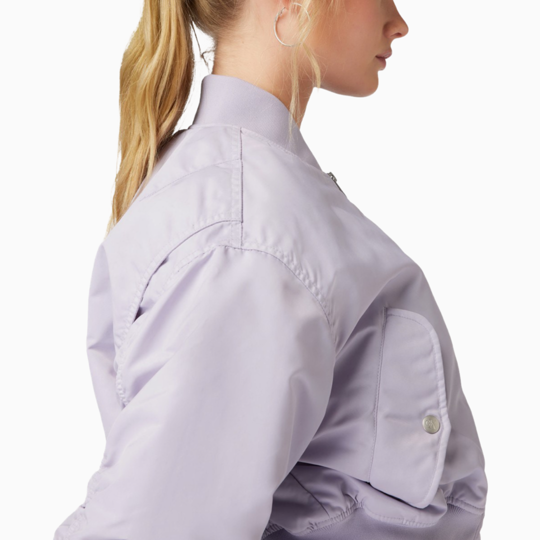 Дамско лилаво яке Calvin Klein Jeans 
J20J221378