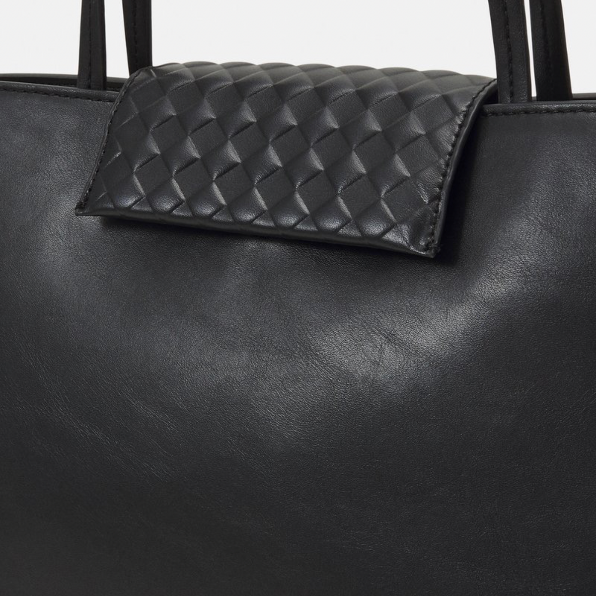 Calvin Klein Women Handbag