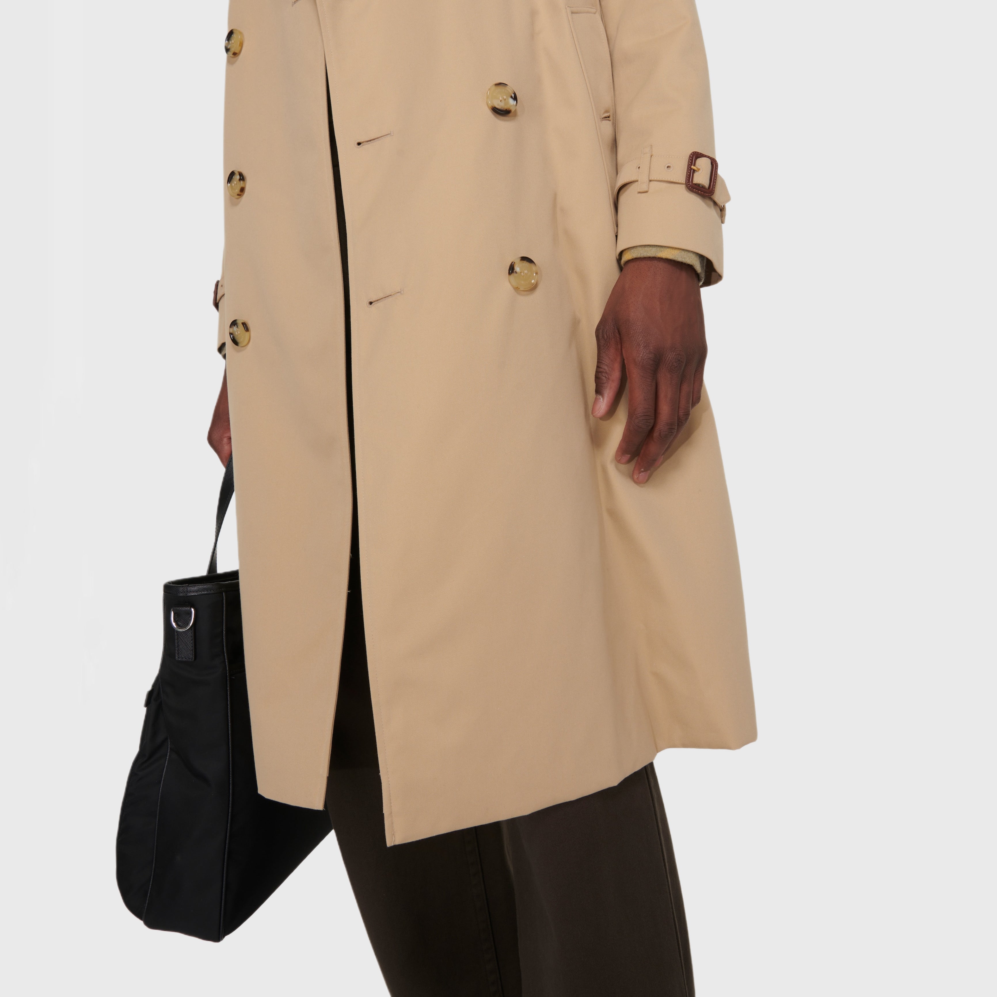 Мъжки луксозен тренчкот от 100 % памук в бежово Men’s cotton gabardine Kensington trench coat Burberry