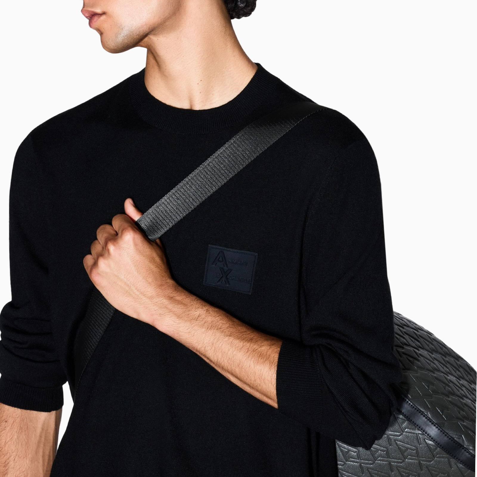 Мъжки черен пуловер Armani Exchange Men Sweater XM001329 AF11982 Close-Up