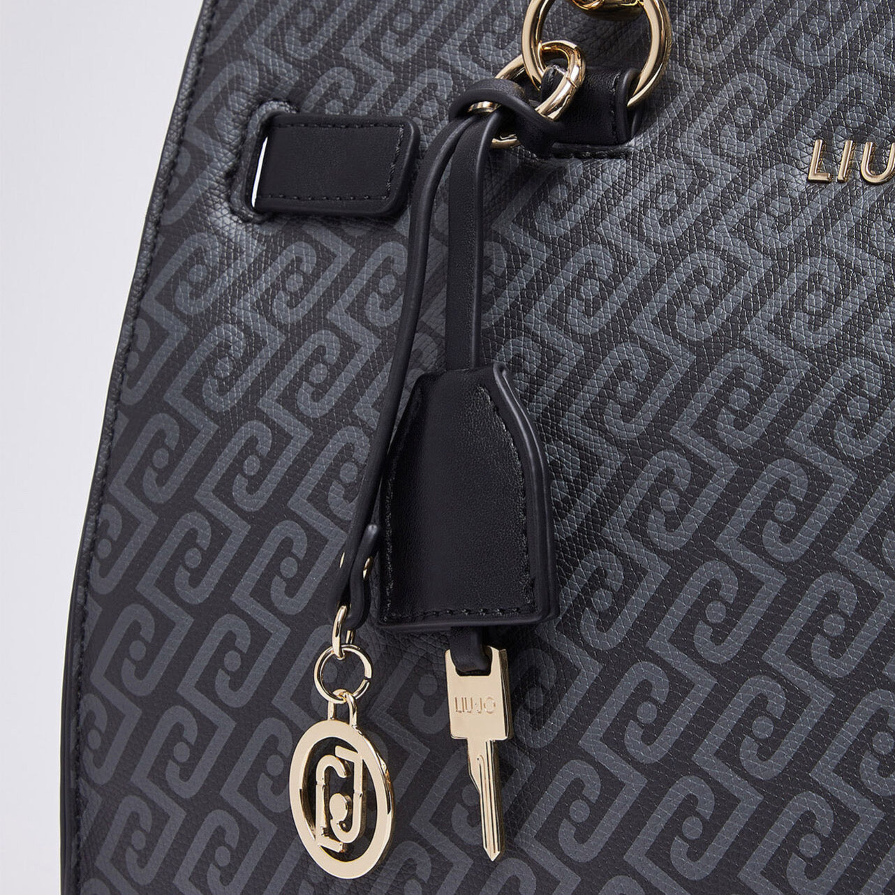 Дамска чанта Liu Jo women’s bag AF6086E1137 22222 Close-up