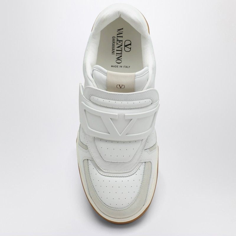 Мъжки кецове Men’s sneakers Valentino Garavani Joie De Jouer 7Y2S0L36YEJ 0BO White top view