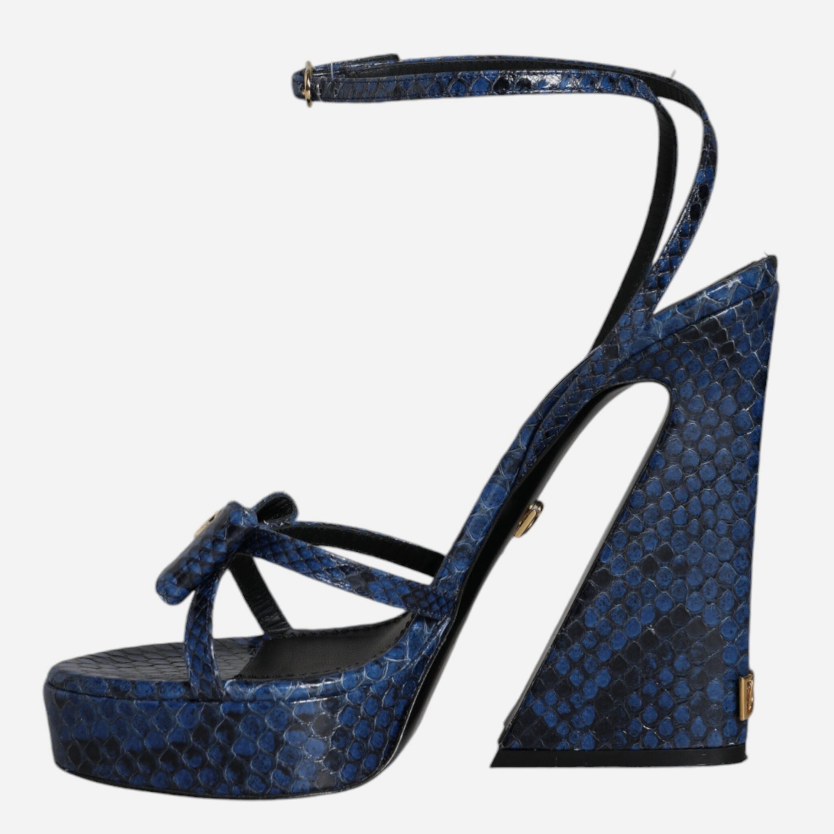 Дамски луксозни сини сандали на висок ток от кожа на питон DOLCE & GABBANA
Women’s Luxury Blue Python Leather Heels Sandals