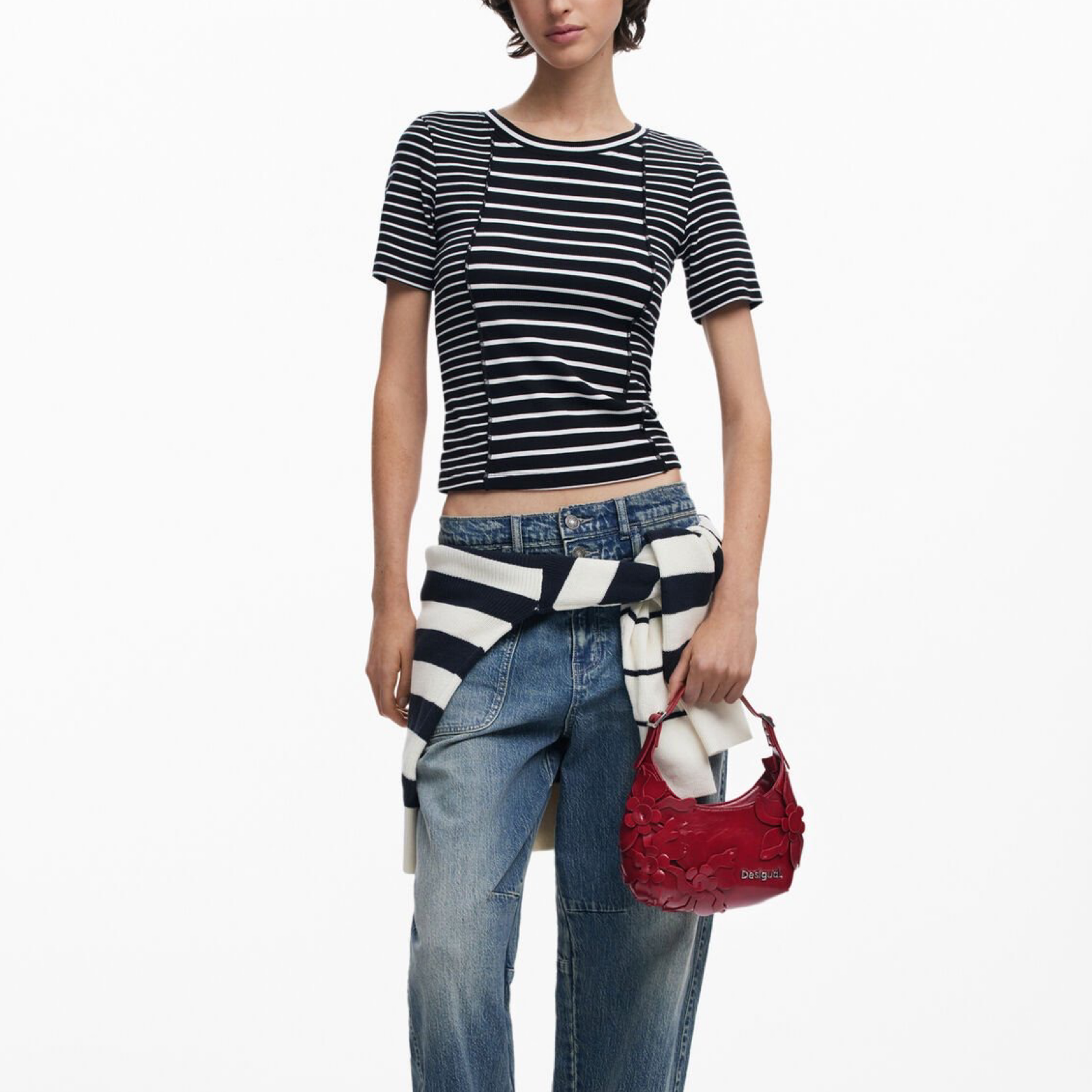 Дамска червена чанта Desigual Shoulder Bag 25WAXPC9 Hand View