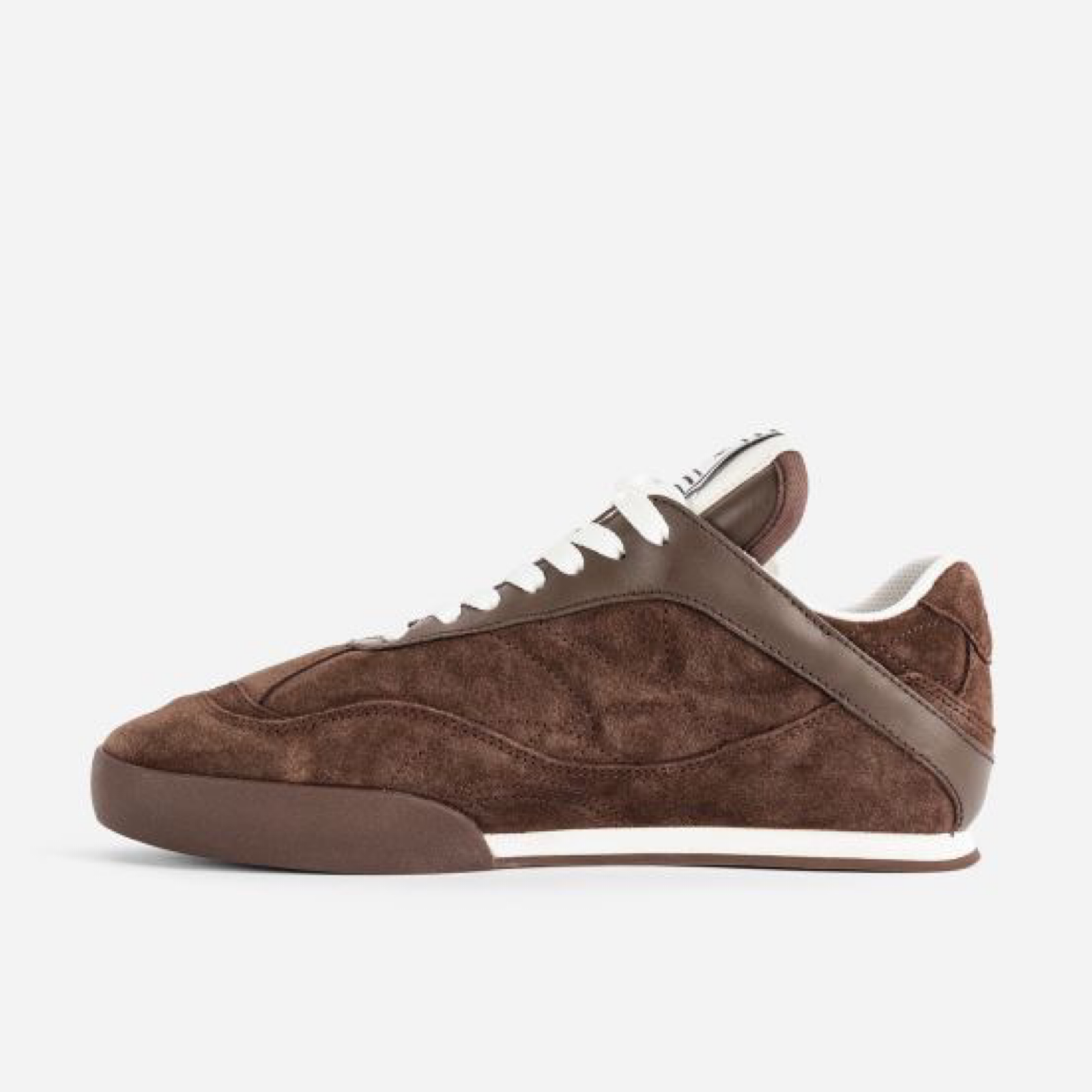 Chloé Suede Kick Women Sneakers CHC25A07IMS Medial View