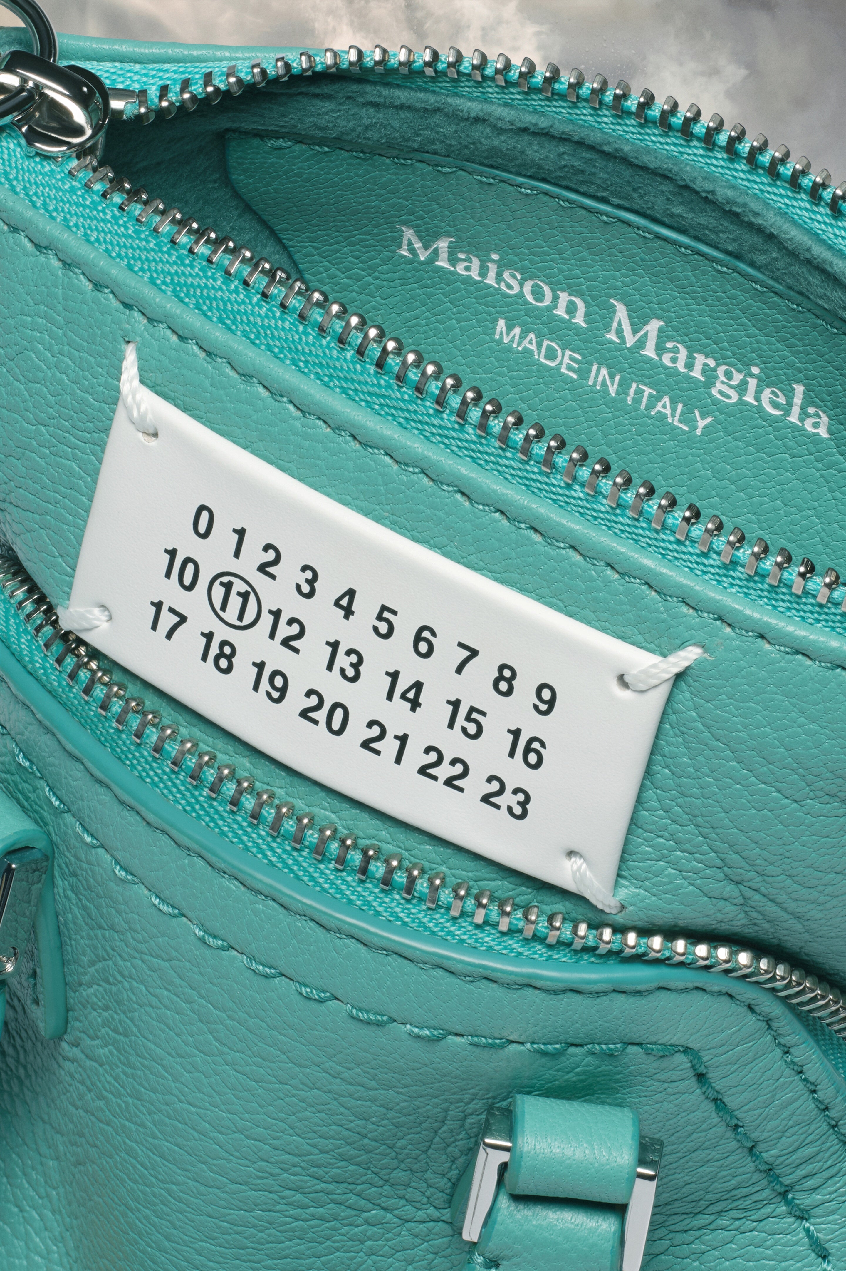Дамска чанта Women’s crossbody bag Maison Margiela 5AC SB1WG0022P5348T7083 detail view
