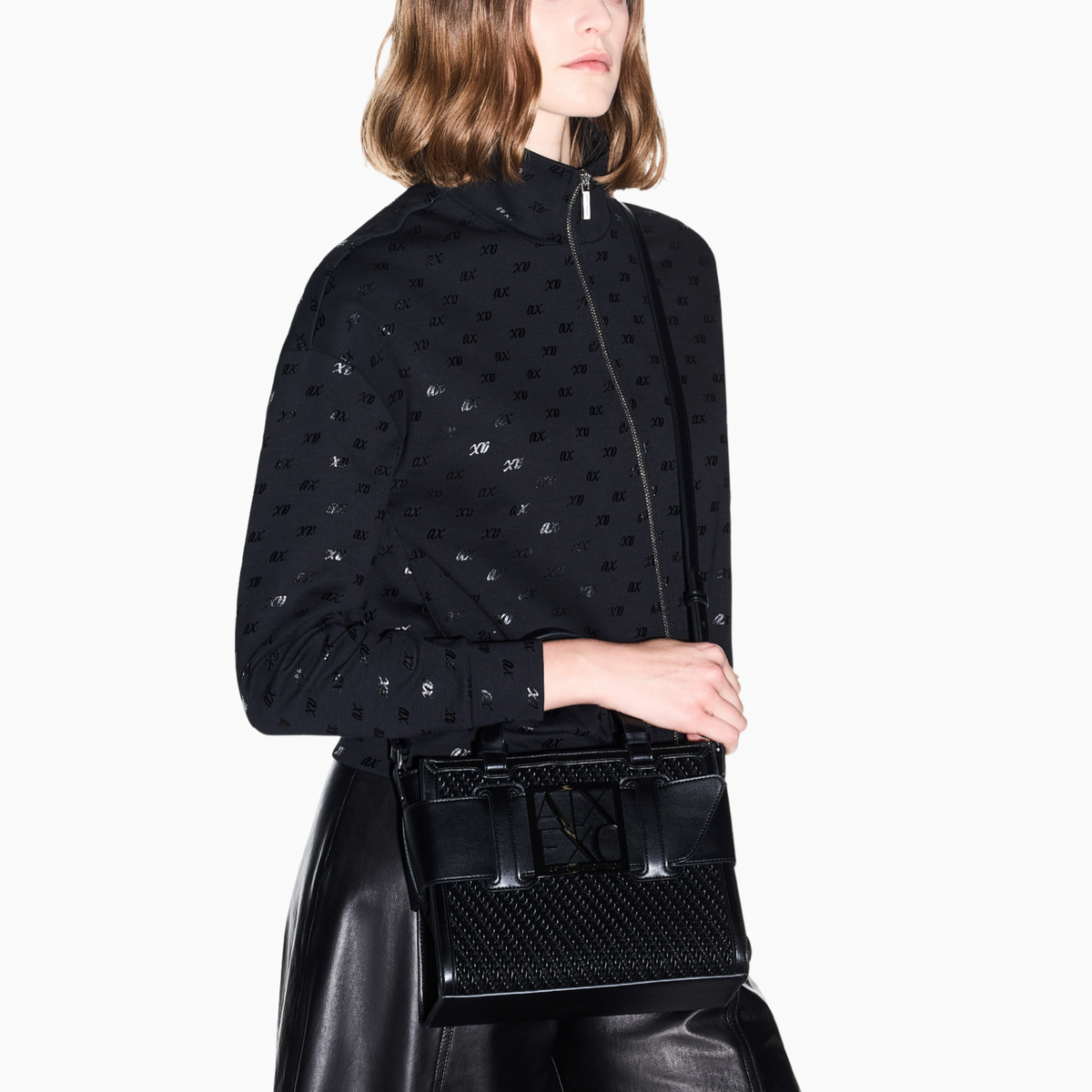 Дамска чанта Armani Exchange Shopper Tote Bag XW000392 AF26444 MC043 Model View