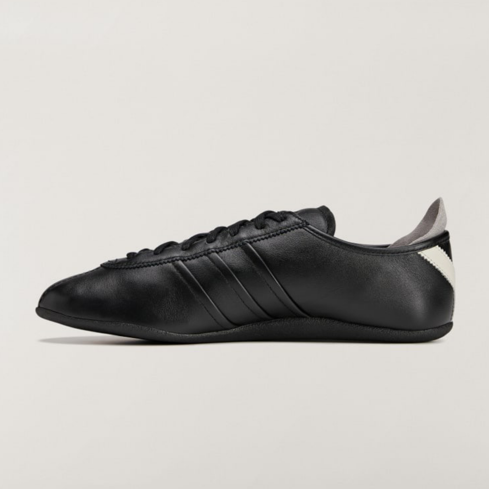 Y-3 Tokyo Sneakers KI0884 Medial View