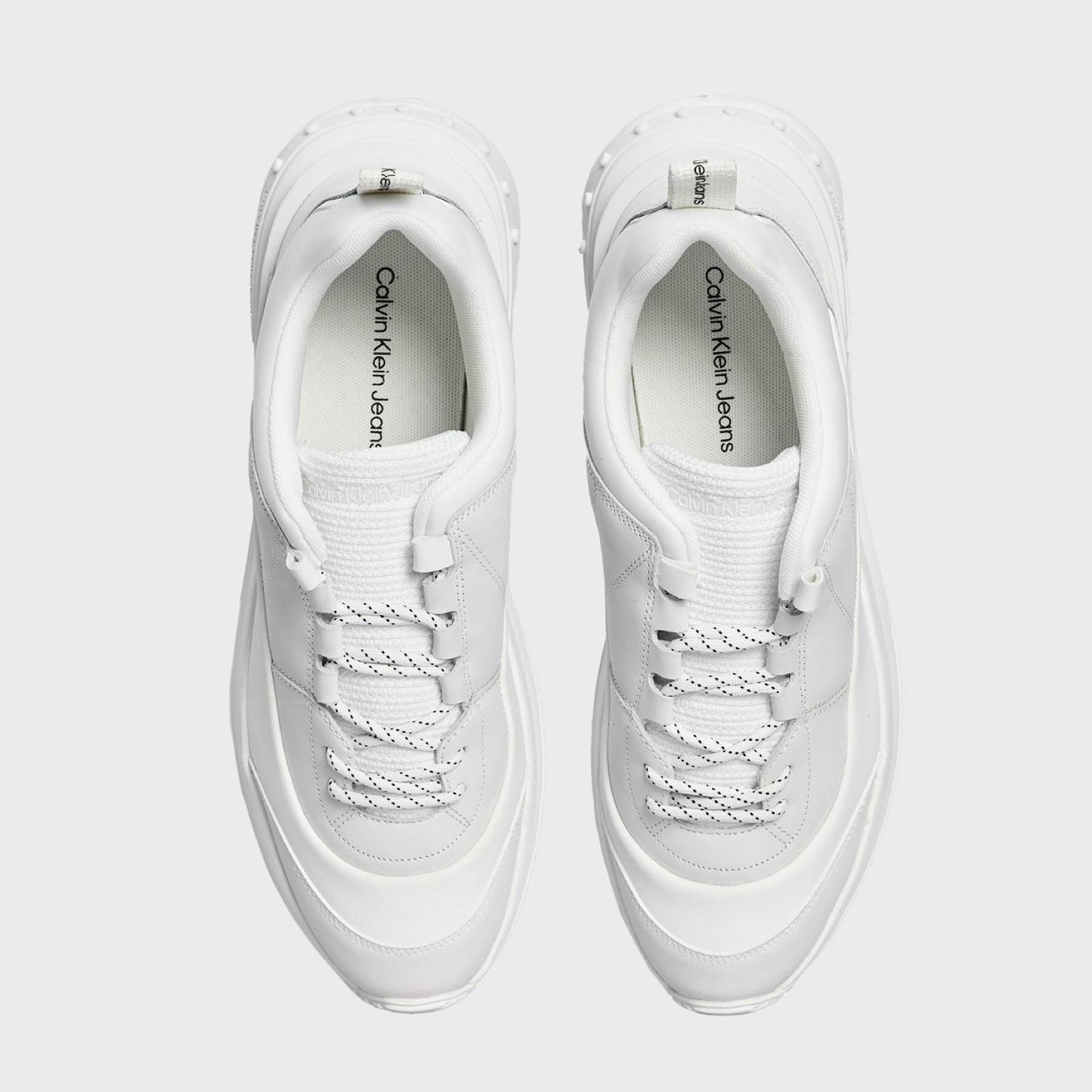 Мъжки бели маратонки Calvin Klein Jeans Chunky Runner Men Sneakers YM0YM00825 Top View