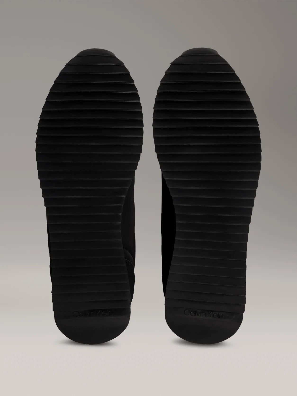 Мъжки маратонки Men’s sneakers Calvin Klein YM0YM013250GMl Black outsole view