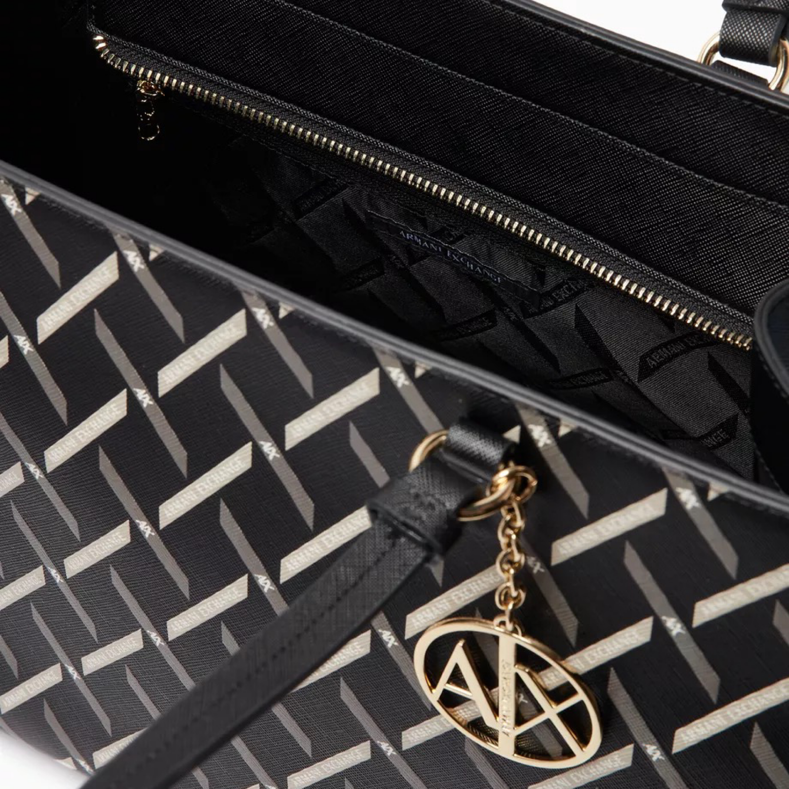 Дамска голяма чанта Armani Exchange Women Tote Bag XW000927 AF17155 Close-Up