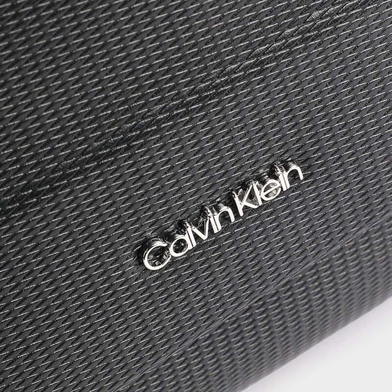 Мъжка чанта Men’s crossbody bag Calvin Klein K50K509000 Black angled logo view