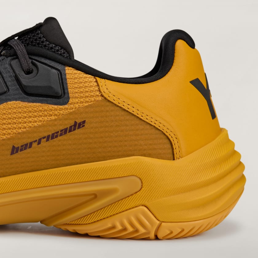 Мъжки маратонки за тенис Men’s sneakers Y-3 Barricade 13 Tennis Shoes
JH5766 Collegiate Gold / Collegiate Gold / Black cropped side logo view