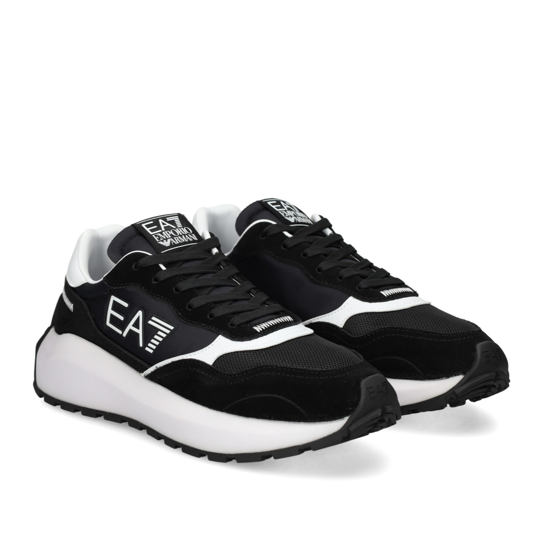 Мъжки маратонки EA7 Emporio Armani
X8X186 XK401