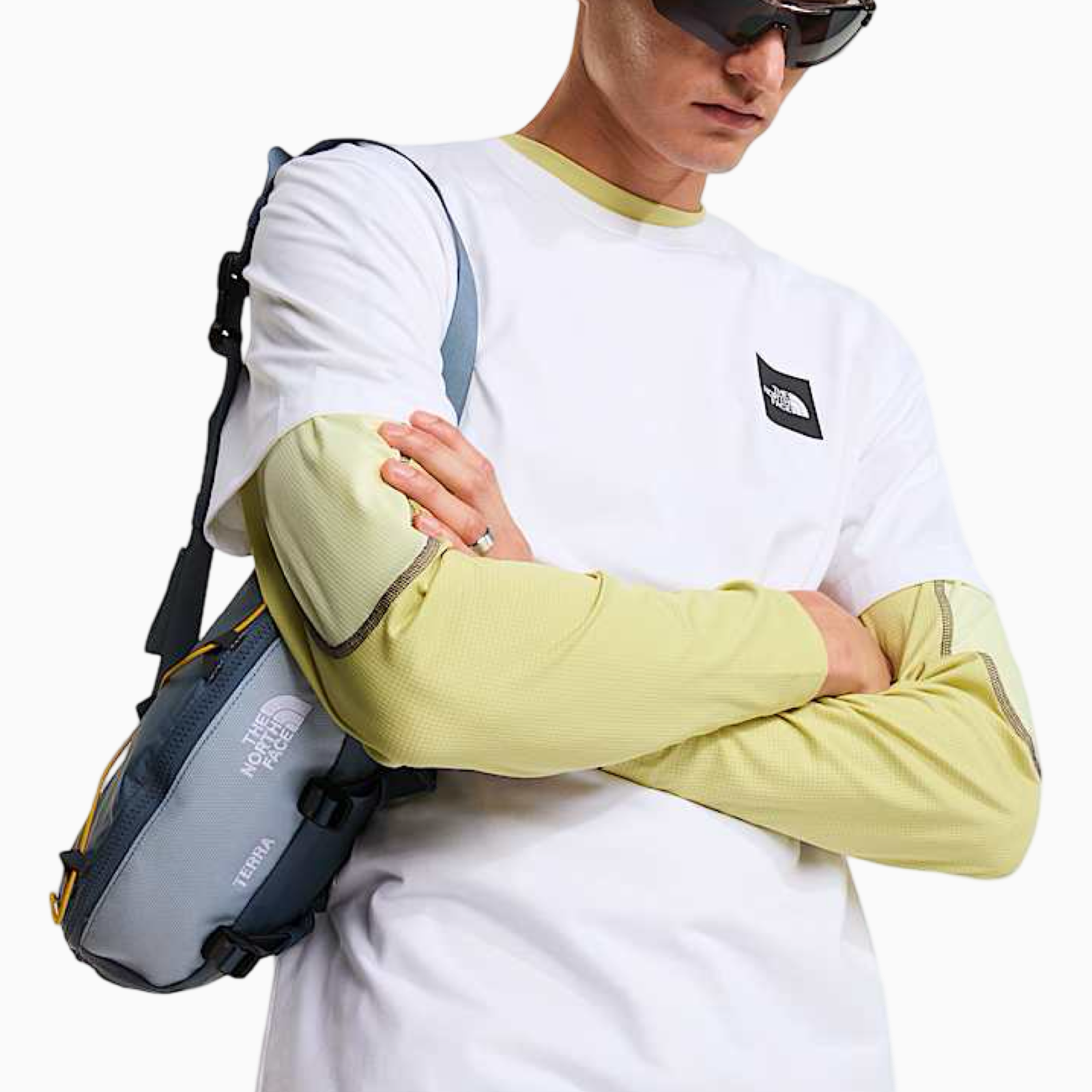 Мъжка бяла тениска The North Face Men T-shirt NF0A8G9C Close-Up