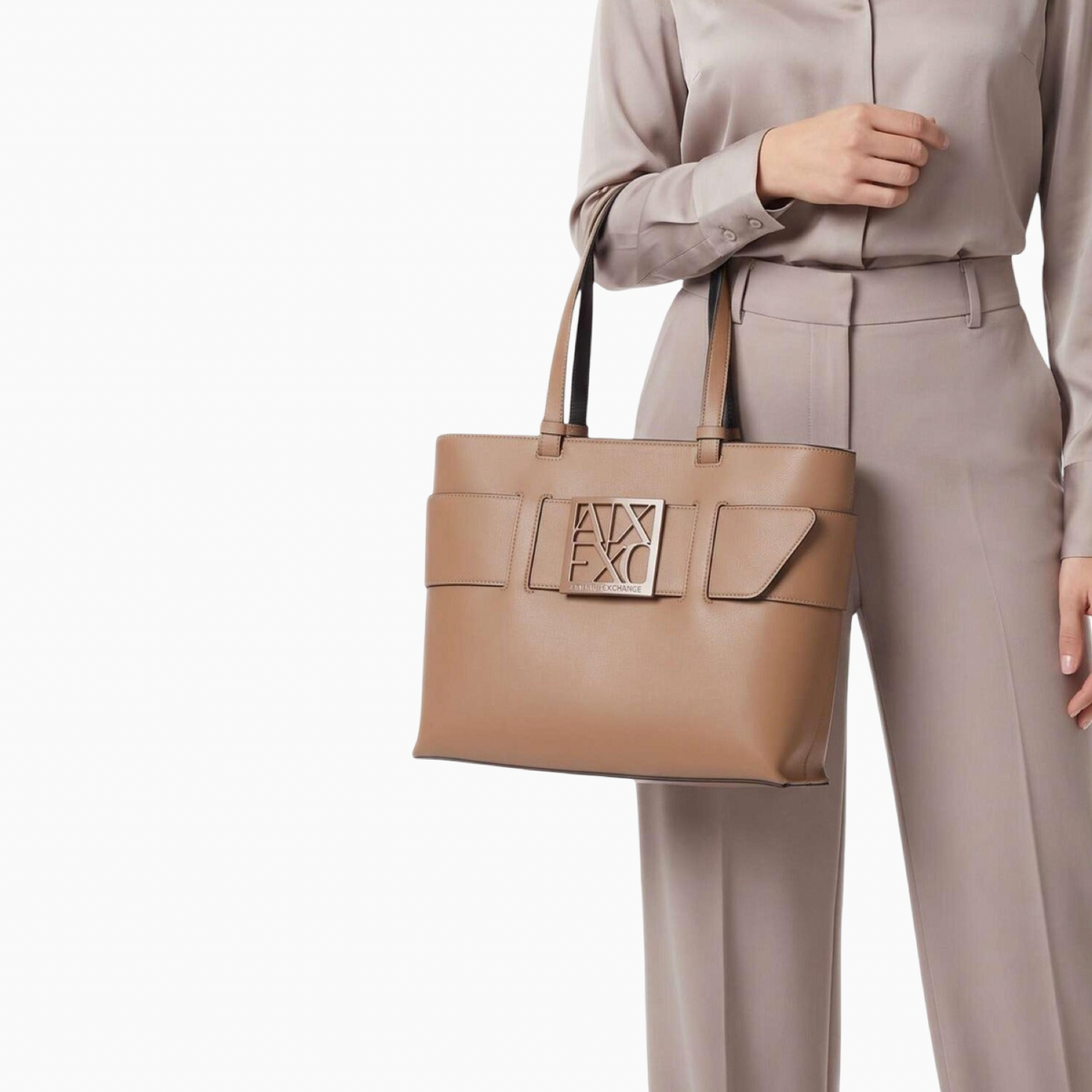 Дамска чанта Armani Exchange Women Shopping Bag 949138 0A874 U6186 Model View
