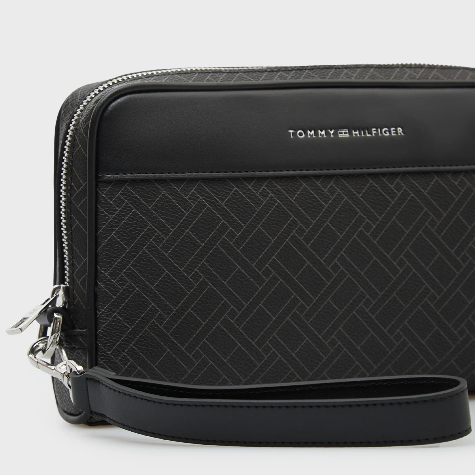 Мъжка клъч чанта Tommy Hilfiger Men Clutch Bag AM0AM14146 Close-Up