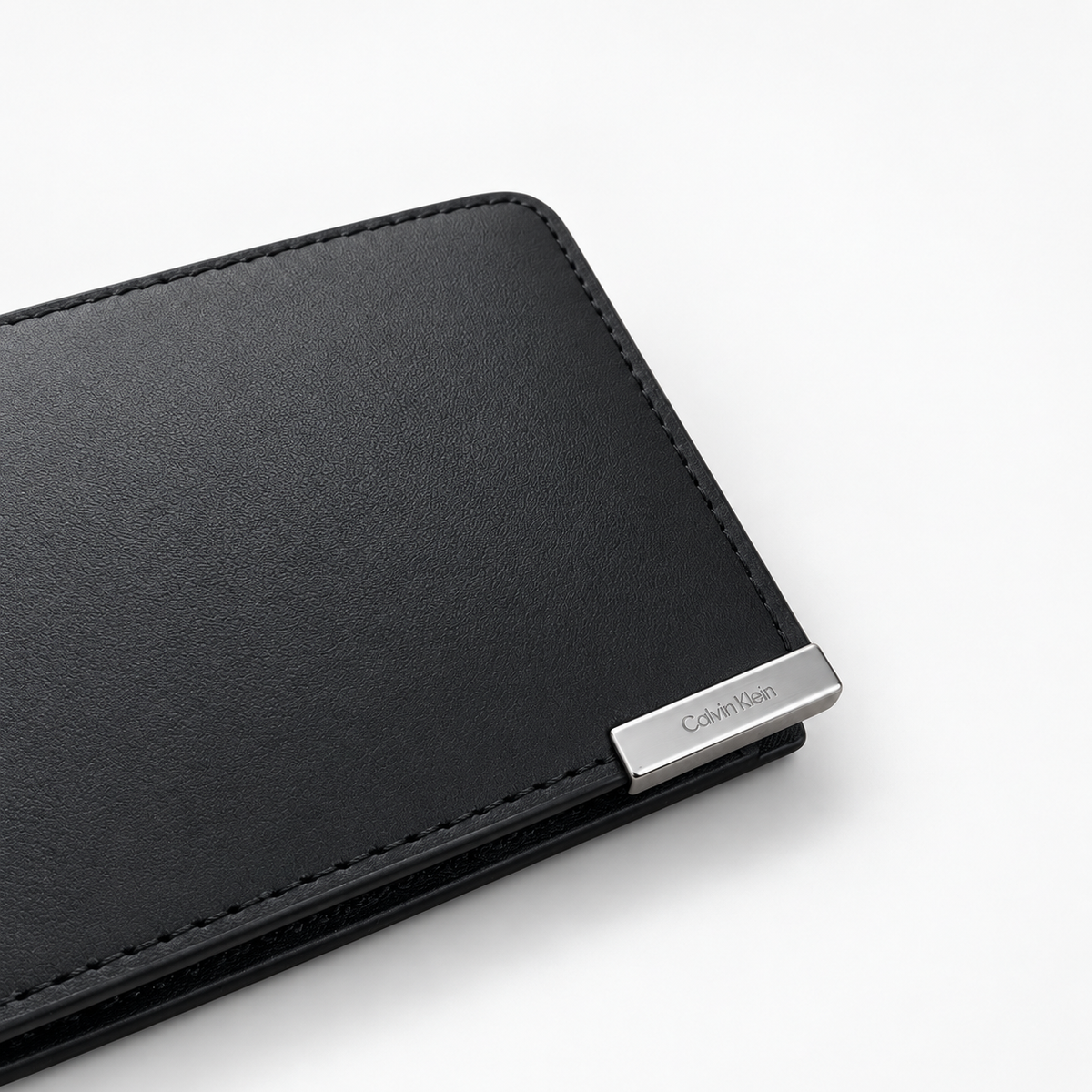Men's bifold wallet Calvin Klein
K50K509974 BAX Black detail view