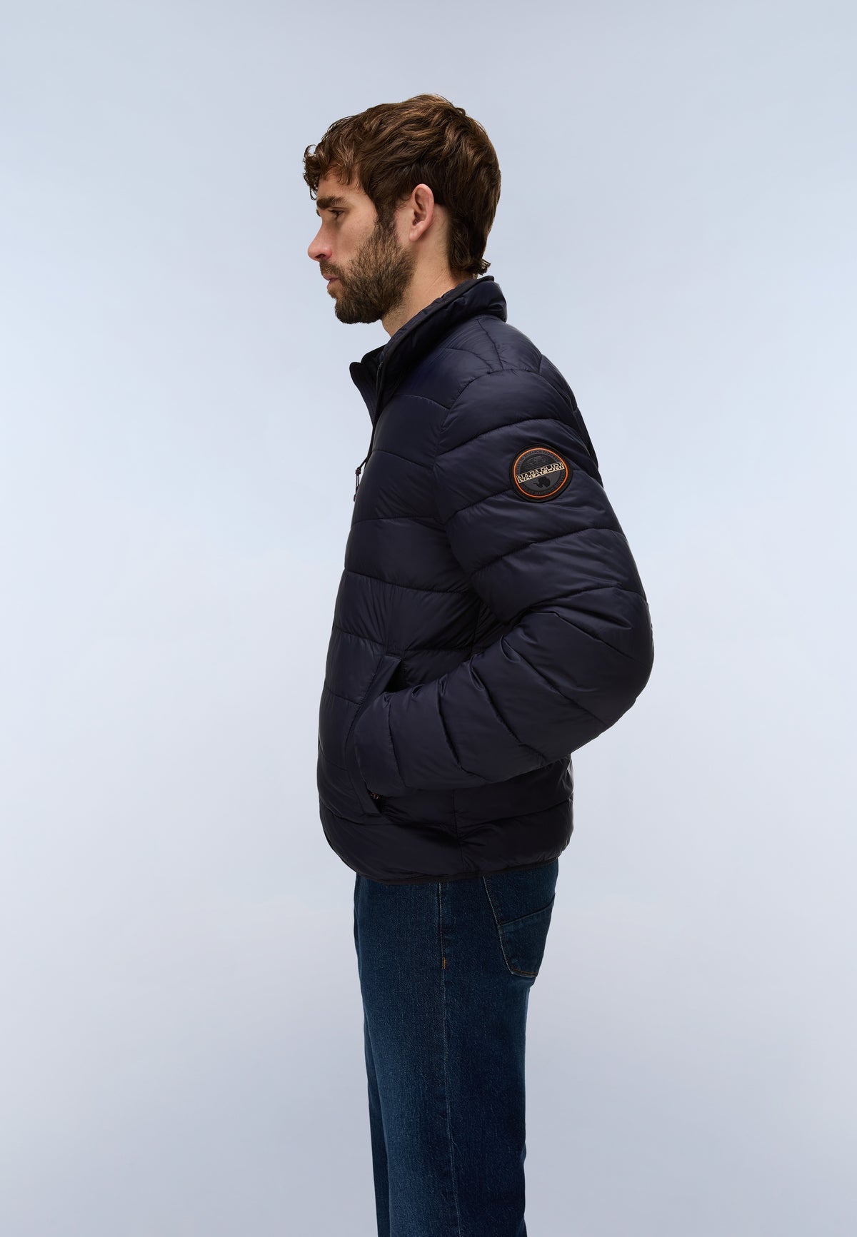 Men’s puffer jacket Napapijri Aerons
NP0A8BLM AERONS S4 176 Dark Blue side view