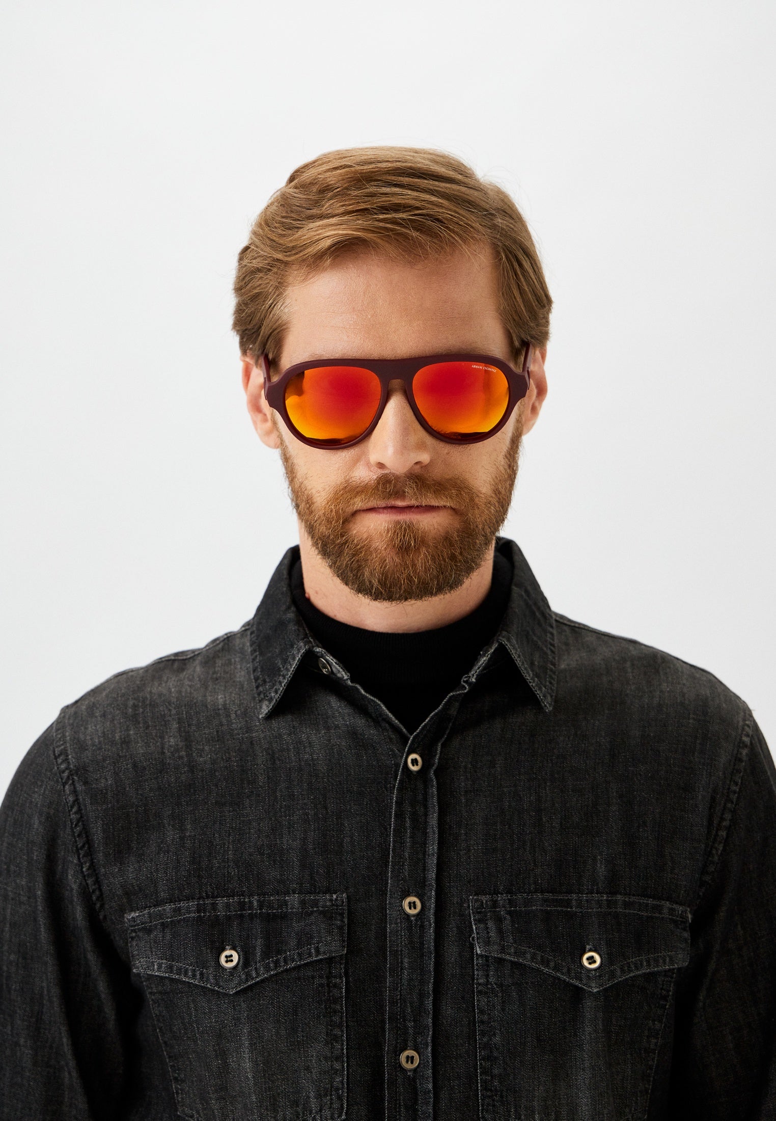 Мъжки слънчеви очила Men’s sunglasses ARMANI EXCHANGE AX4126SU 82746Q lifestyle front view