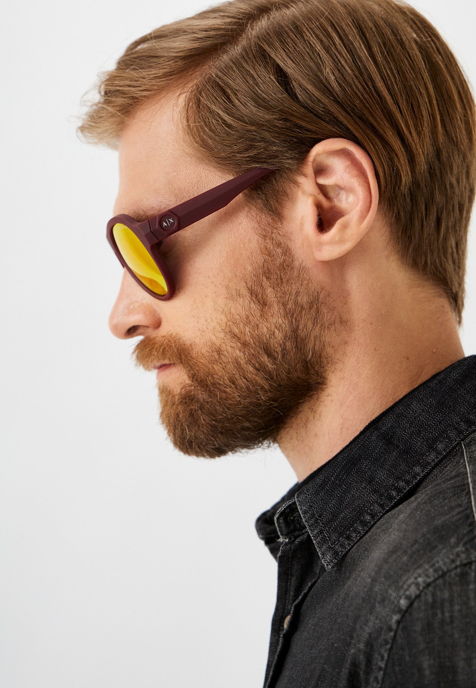 Мъжки слънчеви очила Men’s sunglasses ARMANI EXCHANGE AX4126SU 82746Q lifestyle side view