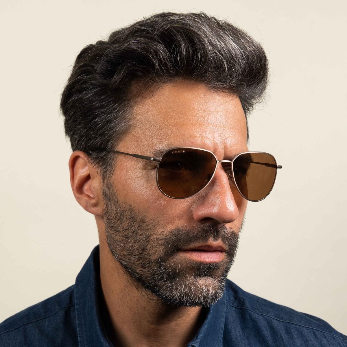 Мъжки слънчеви очила Men’s sunglasses Serengeti SS543006 Haywood lifestyle view 2