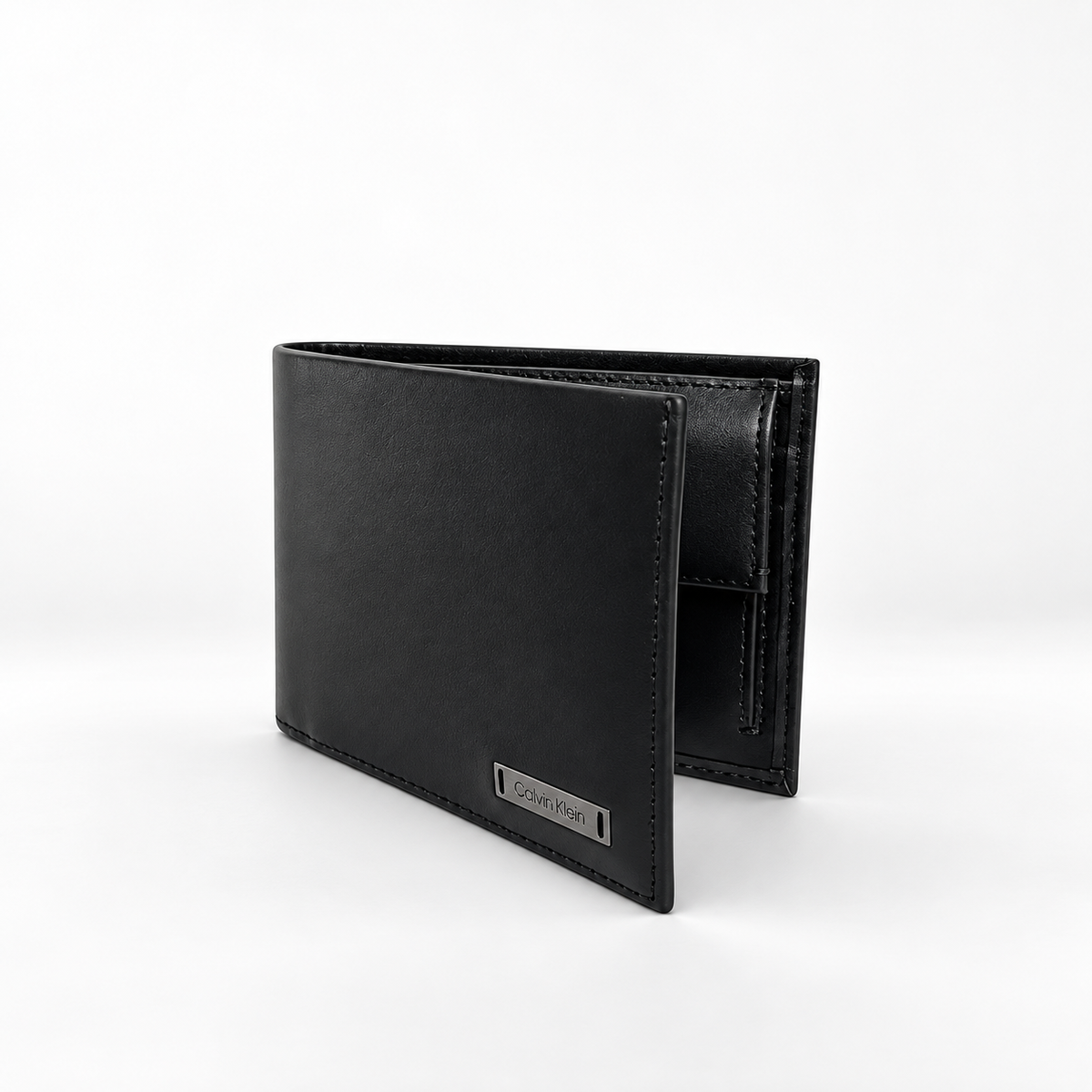 Мъжки портфейл Men's wallet Calvin Klein
K50K504299 Black angled view