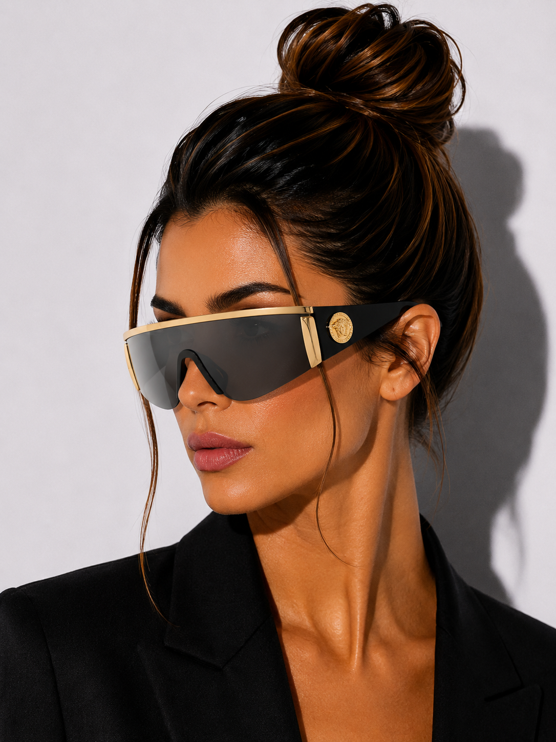 Слънчеви очила Unisex sunglasses VERSACE
VE2197-10006G Black women lifestyle view