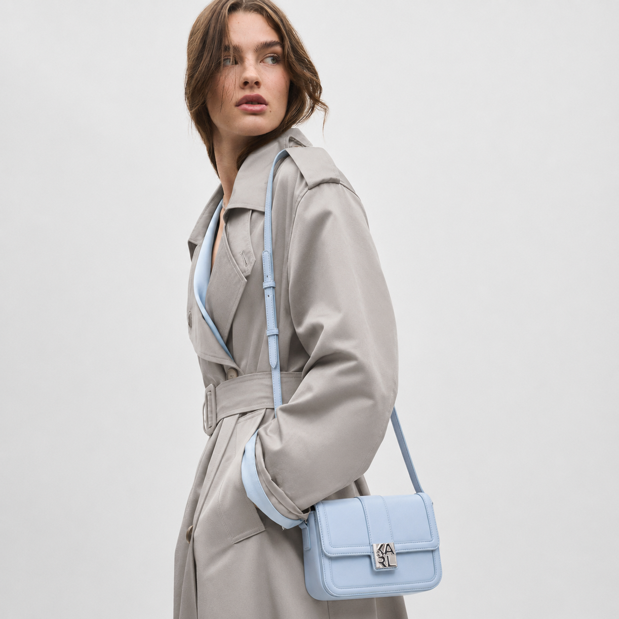 Дамска чанта през рамо Women’s crossbody bag Karl Lagerfeld BSW300041KZ Light Blue lifestyle view